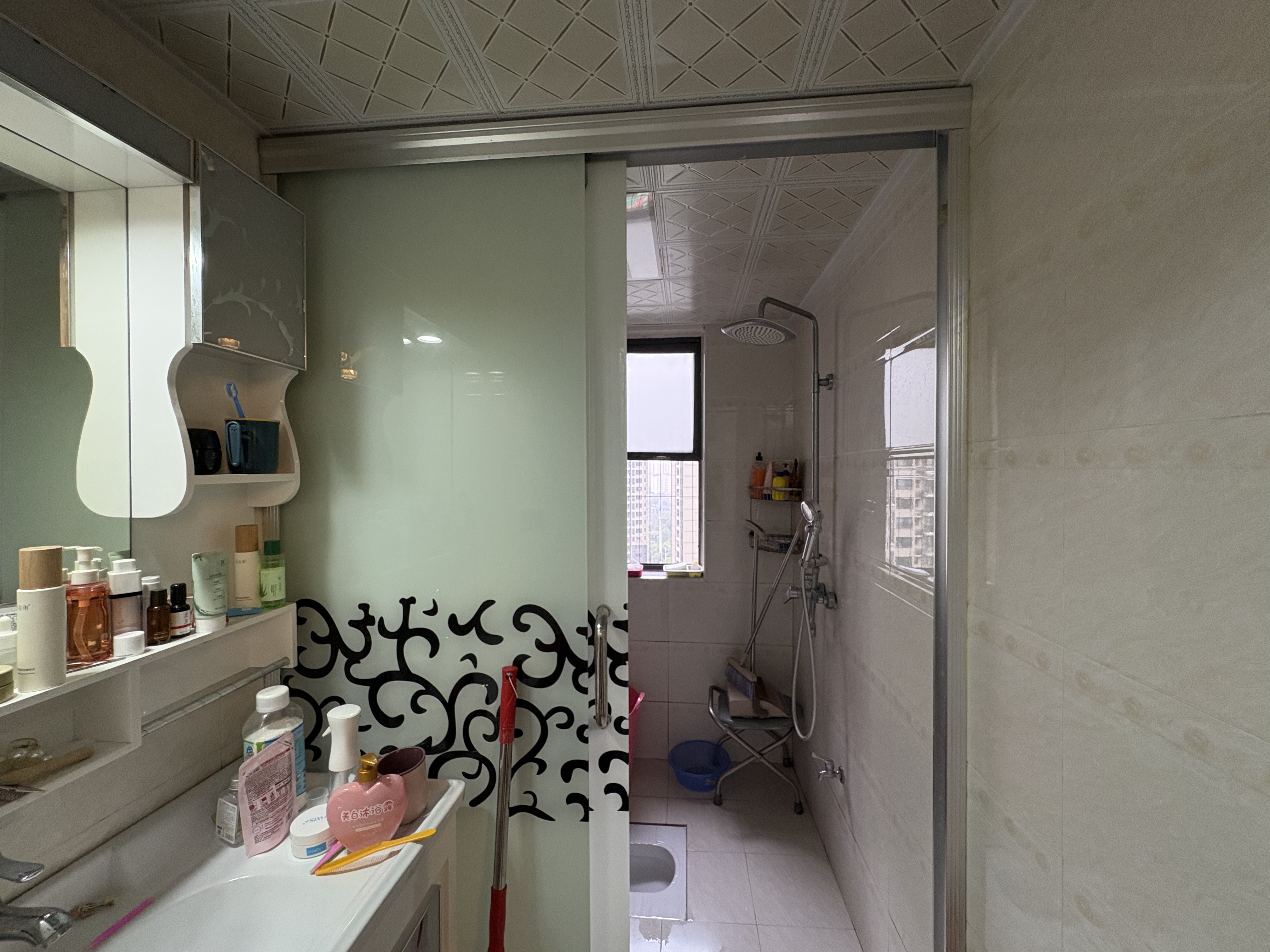 美的城三期  2室2厅1卫    43.0万 美的城三期  2室2厅1卫    43.0万室内图