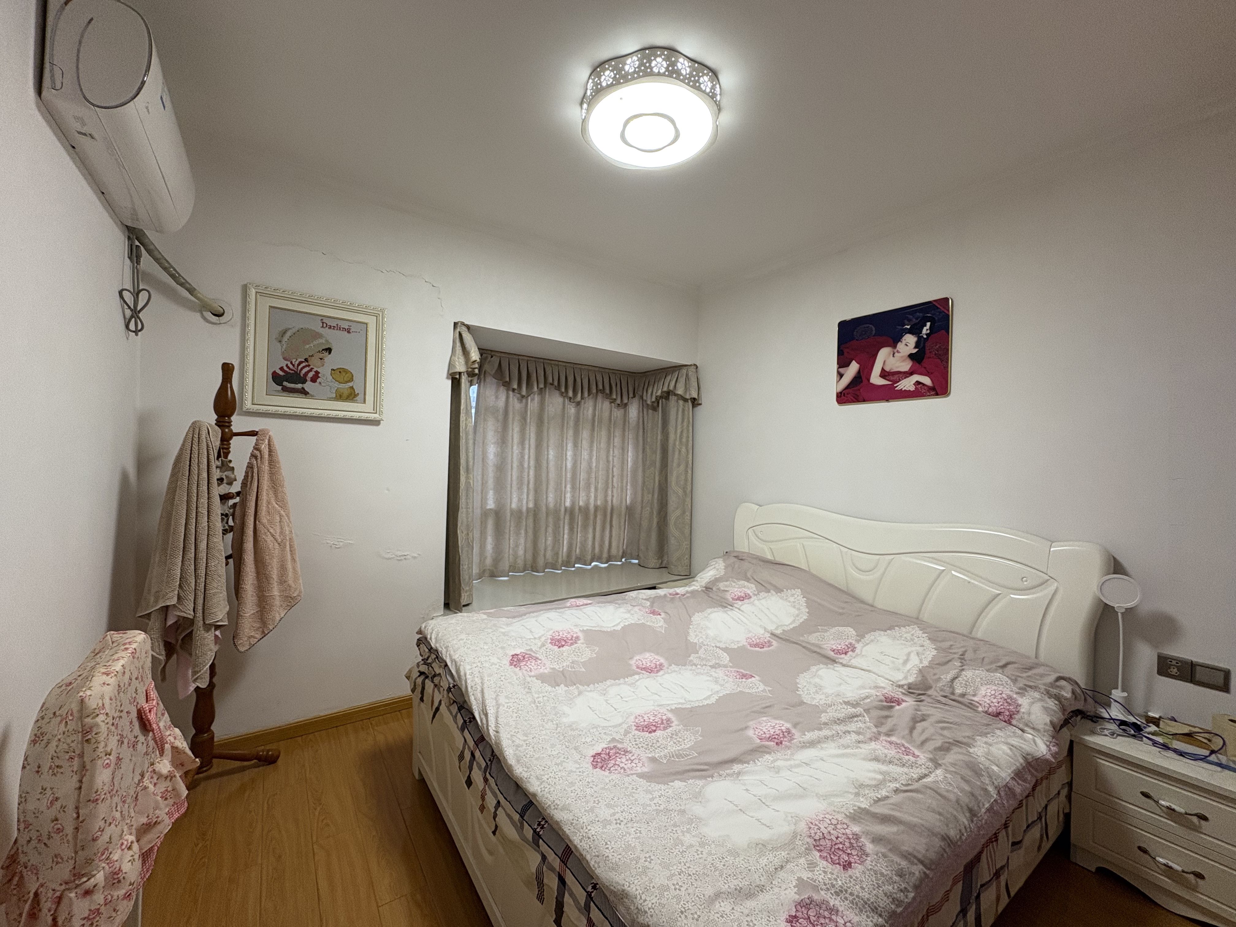 美的城三期  2室2厅1卫    43.0万 美的城三期  2室2厅1卫    43.0万室内图