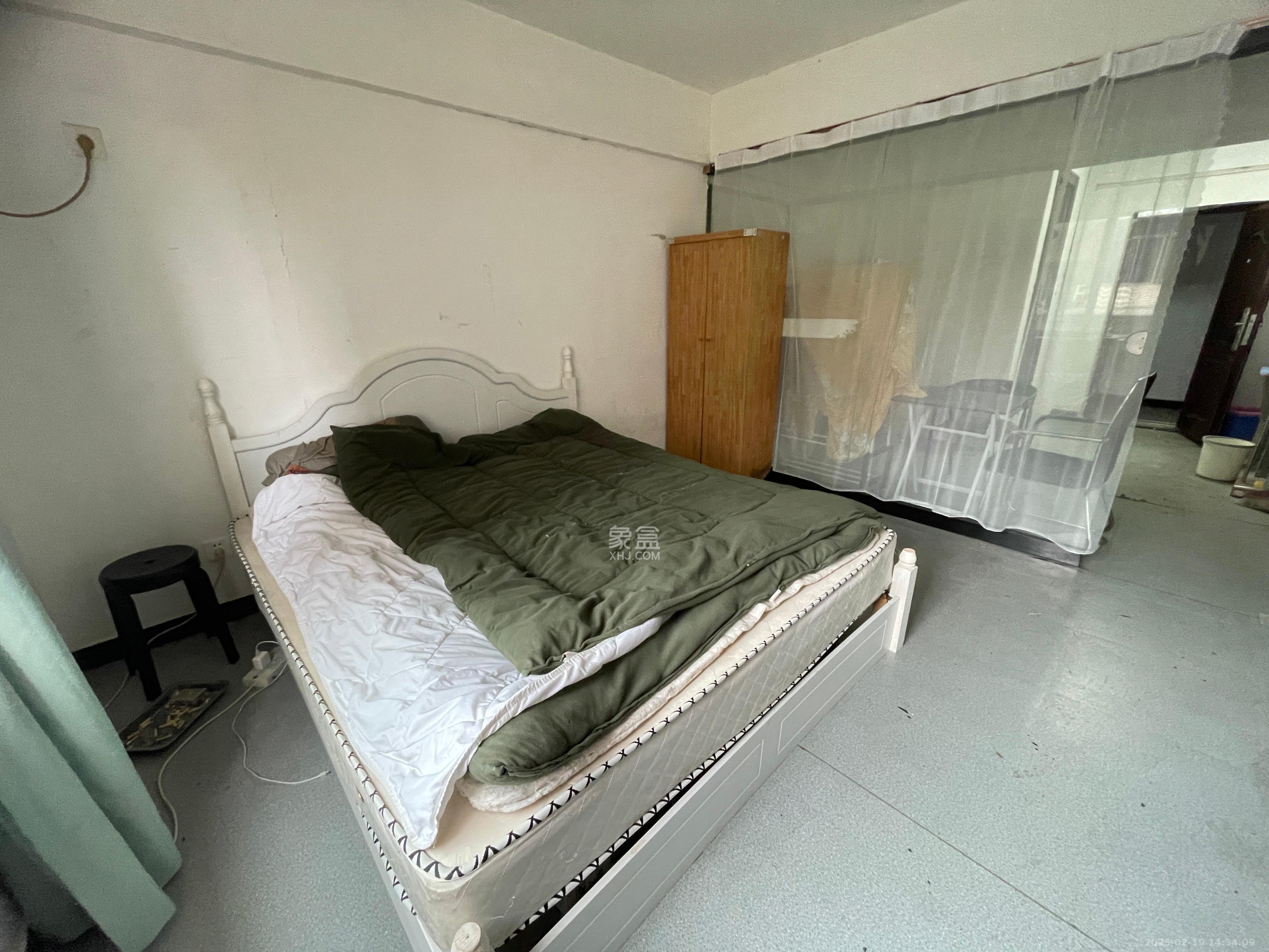 金港湾 1室1厅1卫 1300.0元/月 金港湾 1室1厅1卫 1300.0元/月室内图