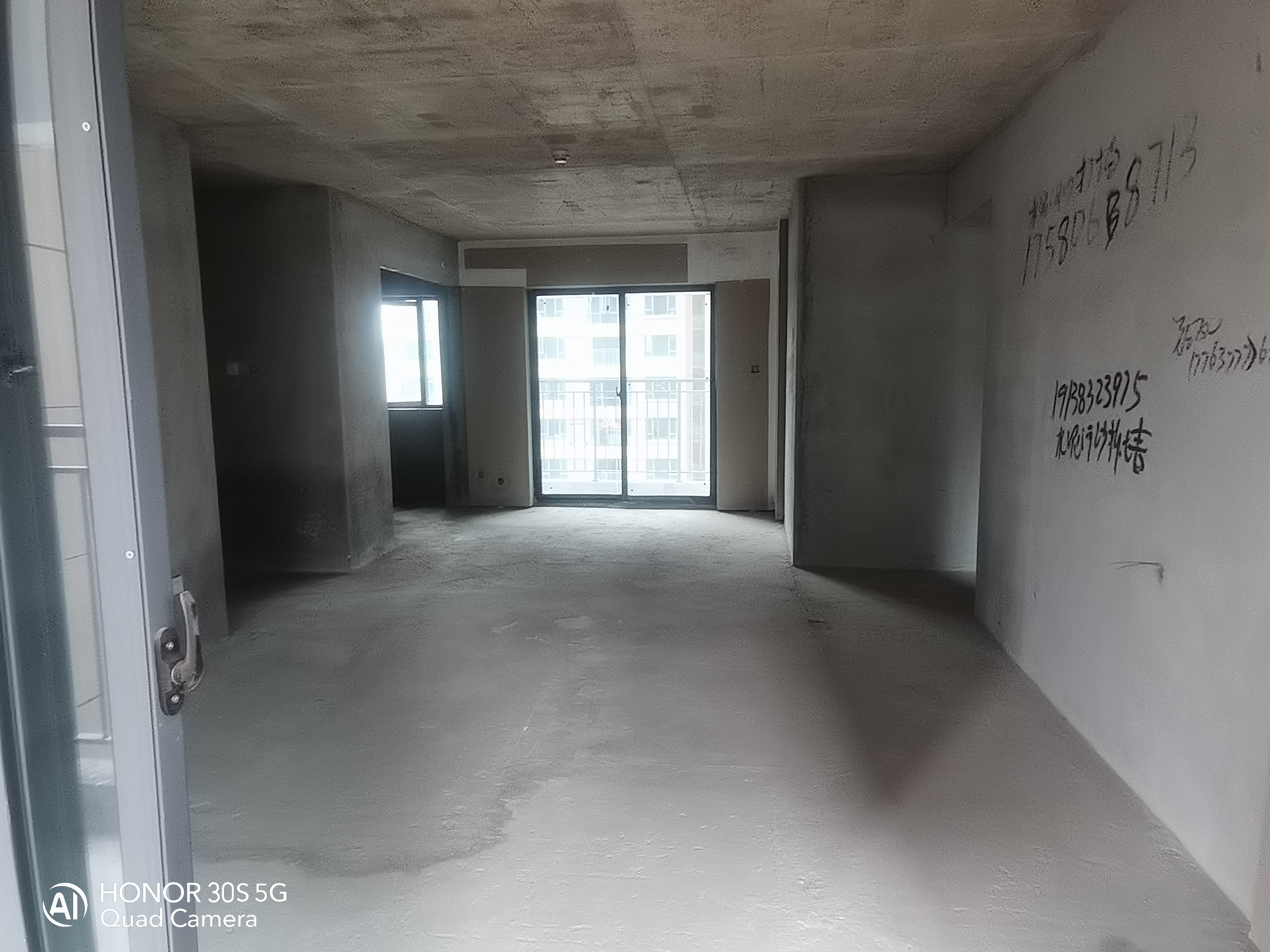 宁邦中心（二期公园里）  4室2厅2卫   105.00万室内图