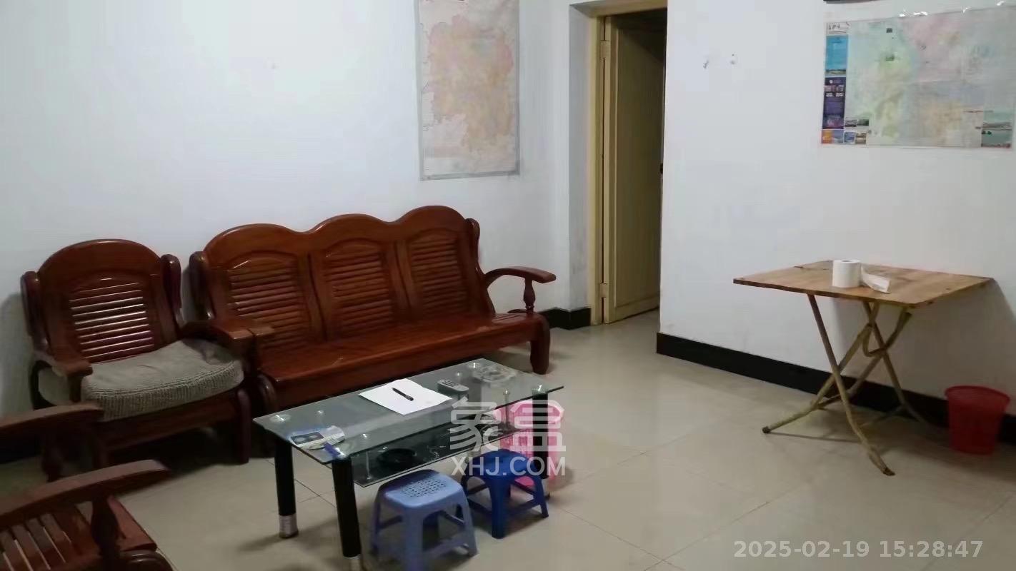 车站北路社区综合楼1栋 2室1厅1卫 1200.0元/月 车站北路社区综合楼1栋 2室1厅1卫 1200.0元/月室内图