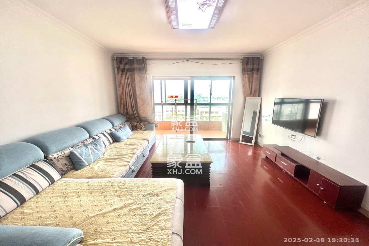 上海城小区 3室2厅2卫 2100.0元/月 上海城小区 3室2厅2卫 2100.0元/月室内图