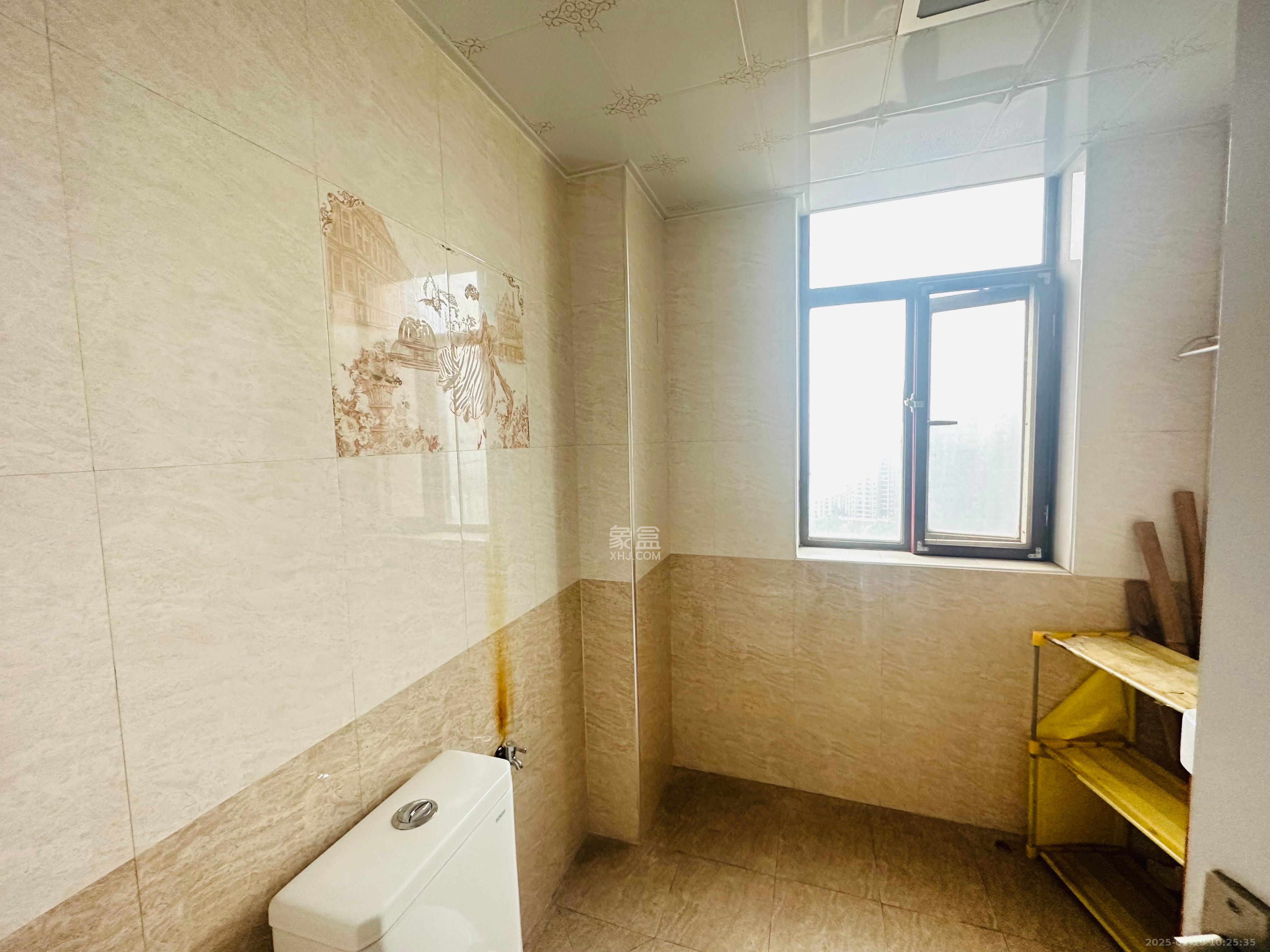 好望谷 3室2厅2卫 1900.0元/月 好望谷 3室2厅2卫 1900.0元/月室内图