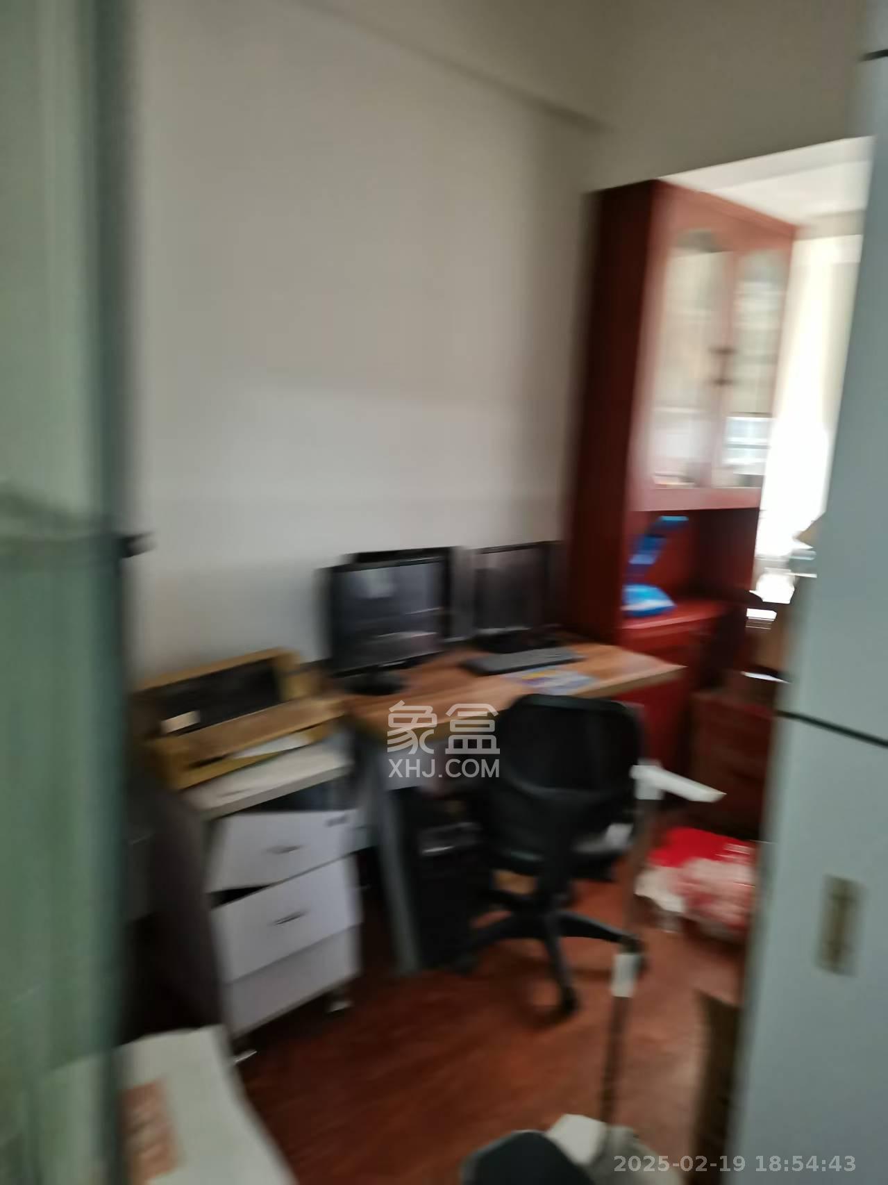 凯通国际城(凯通朝庭) 2室1厅1卫 2500.0元/月 凯通国际城(凯通朝庭) 2室1厅1卫 2500.0元/月室内图