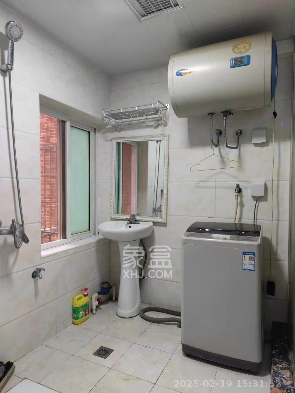 恒鑫澜北湾 1室0厅1卫 1000.0元/月 恒鑫澜北湾 1室0厅1卫 1000.0元/月室内图