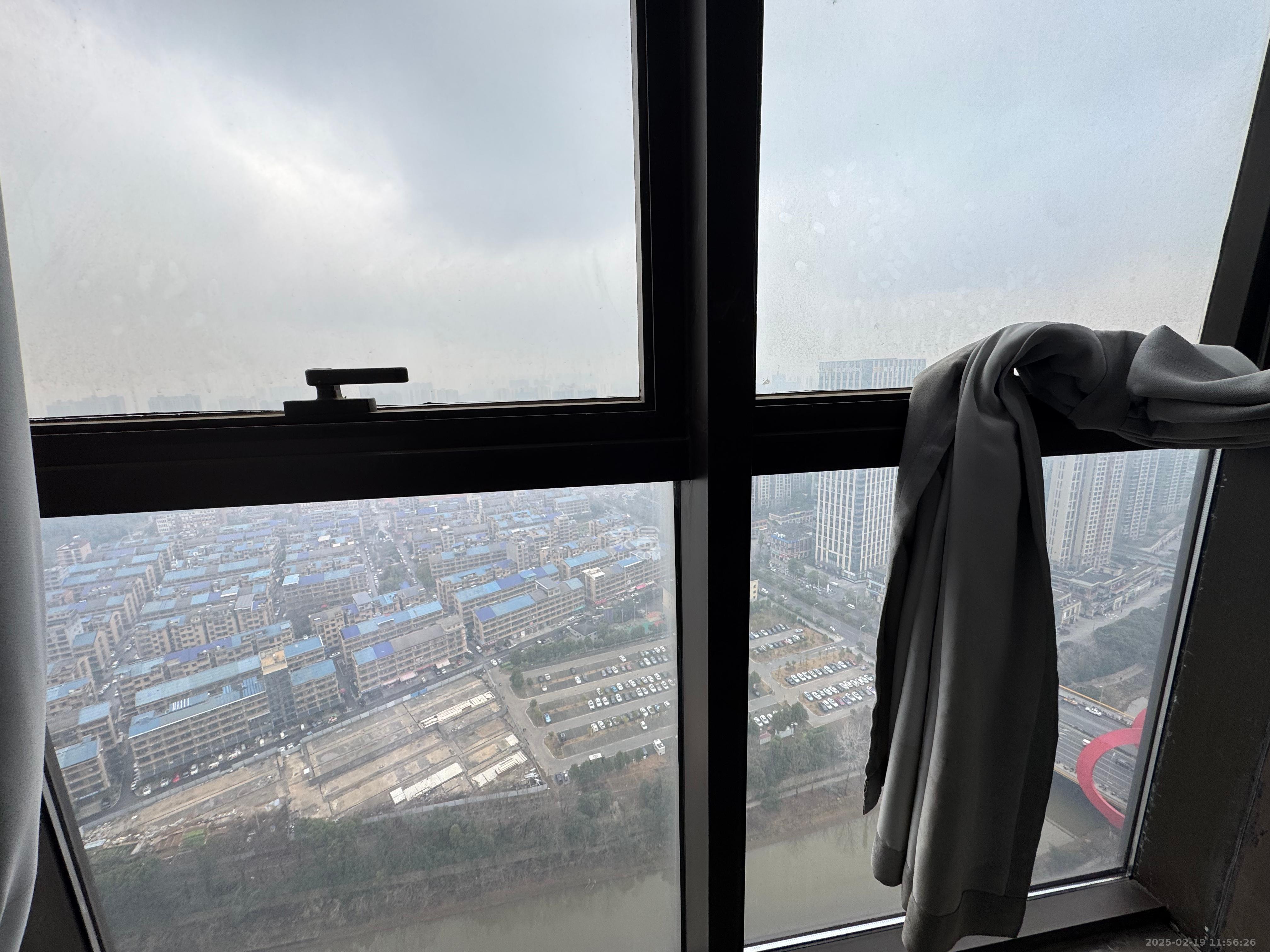 达美溪湖湾  1室1厅1卫   2800.00元/月室内图