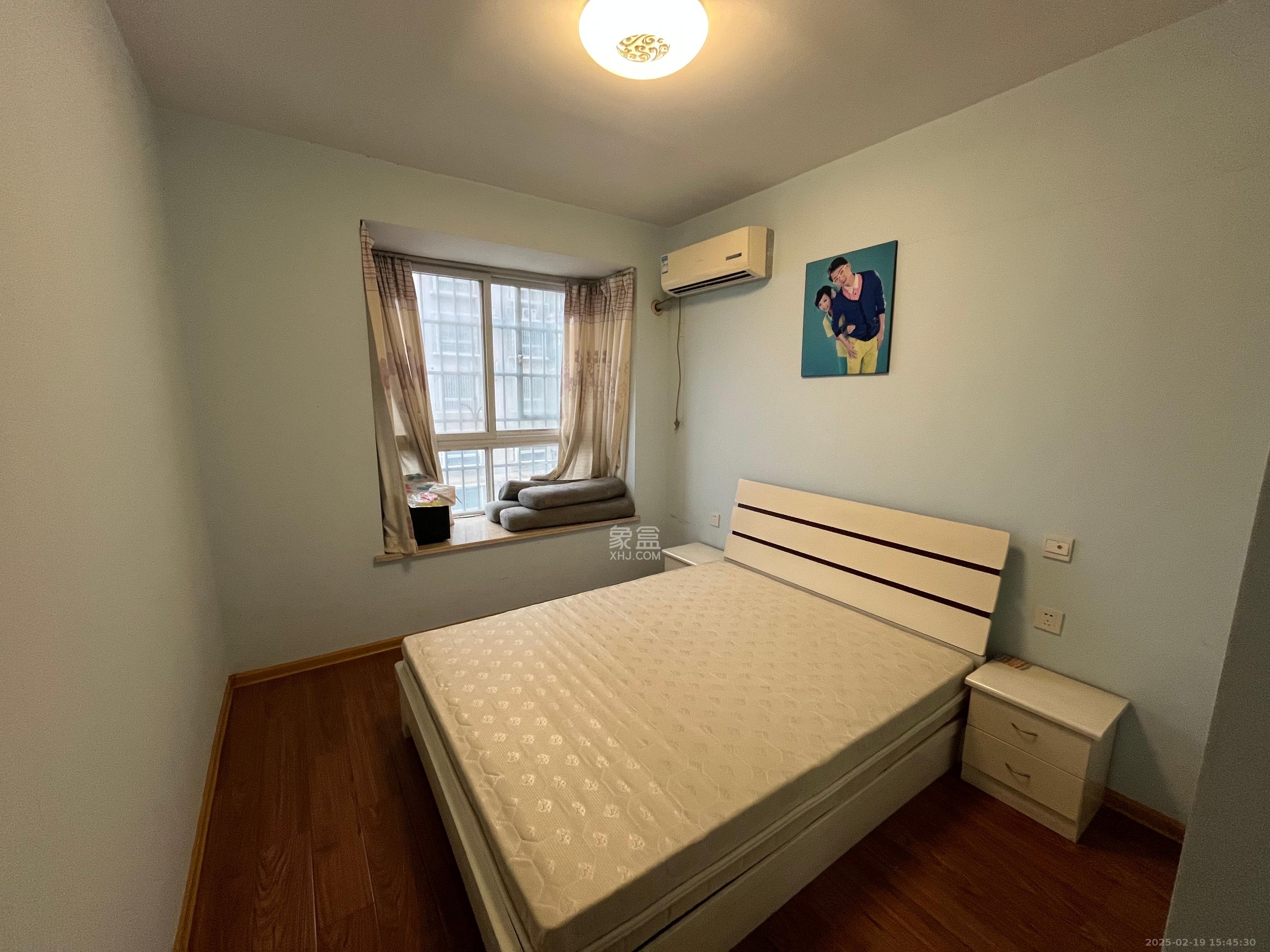 香河公寓 3室2厅2卫 2600.0元/月 香河公寓 3室2厅2卫 2600.0元/月室内图