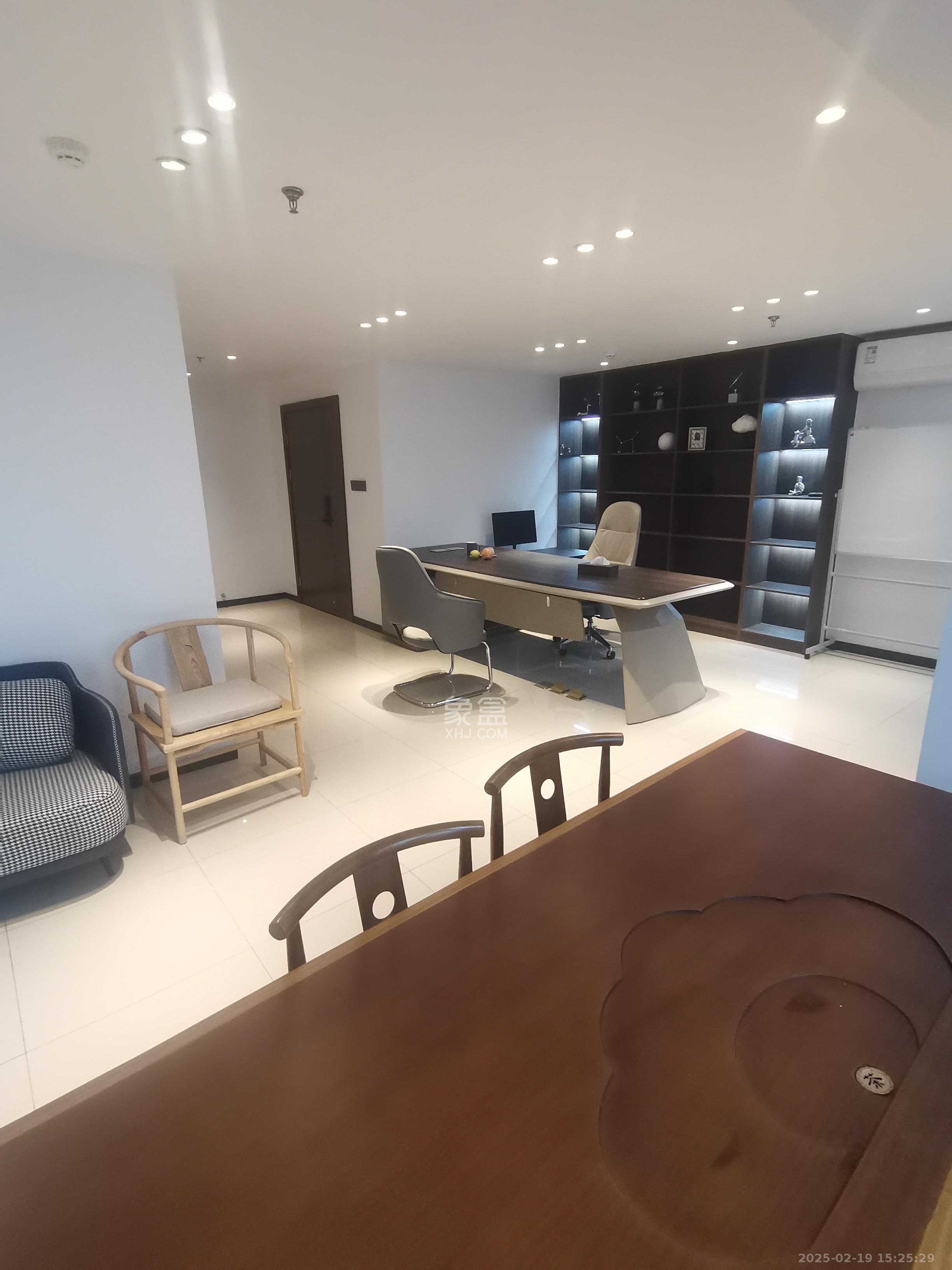 果遇微住宅(筑安雅居) 1室1厅1卫 2200.0元/月 果遇微住宅(筑安雅居) 1室1厅1卫 2200.0元/月室内图