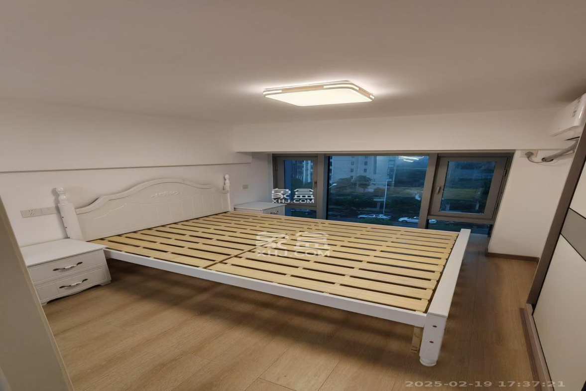 福晟翡翠湾 2室1厅1卫 2000.0元/月 福晟翡翠湾 2室1厅1卫 2000.0元/月室内图