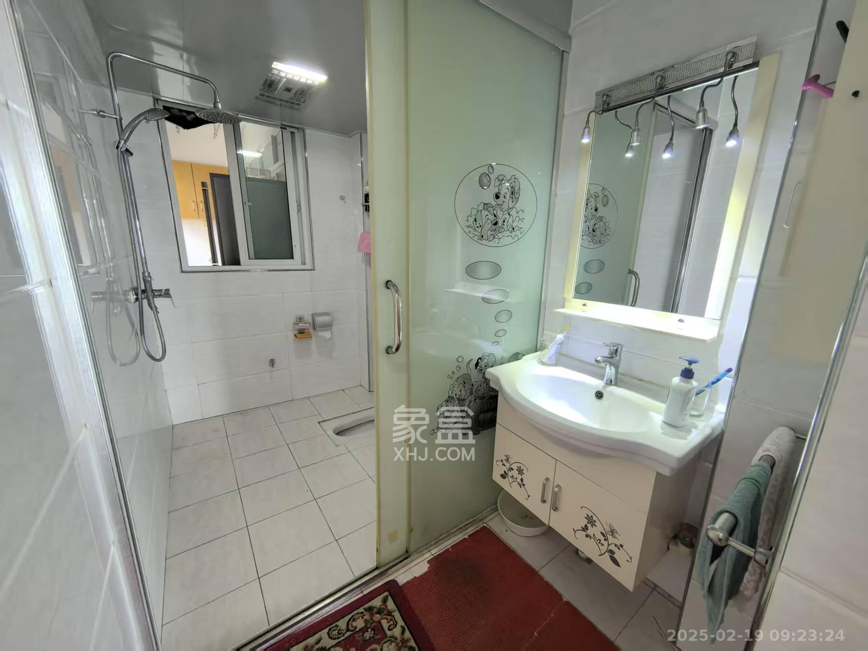 昆仑和府 2室2厅1卫 1500.0元/月 昆仑和府 2室2厅1卫 1500.0元/月室内图