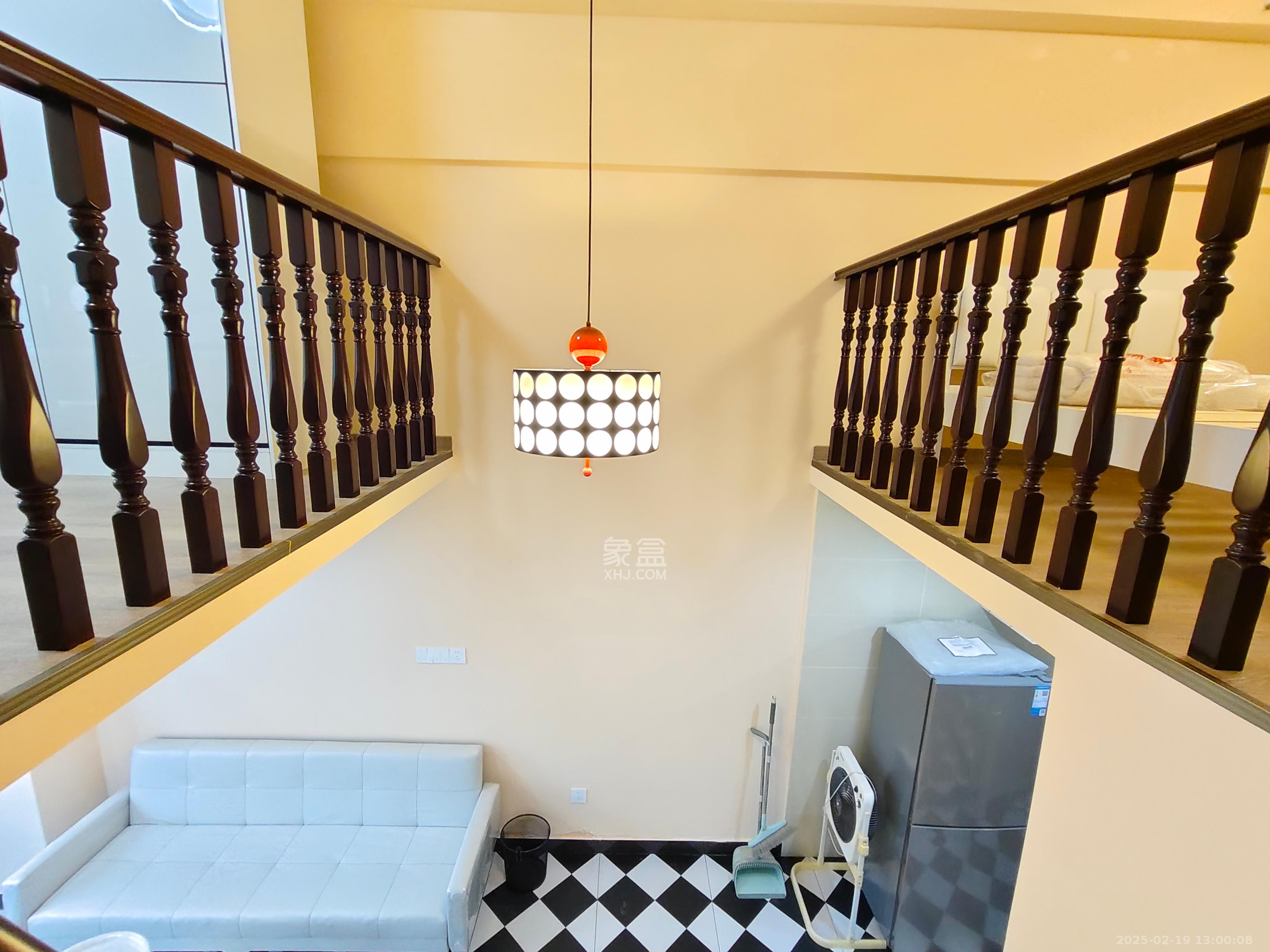 保利天禧EF区 2室1厅1卫 2500.0元/月 保利天禧EF区 2室1厅1卫 2500.0元/月室内图