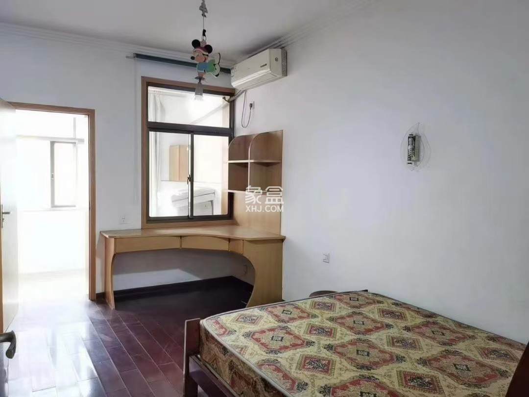 赫山办事处赫山社区云峰小区 2室2厅1卫 980.0元/月 赫山办事处赫山社区云峰小区 2室2厅1卫 980.0元/月室内图