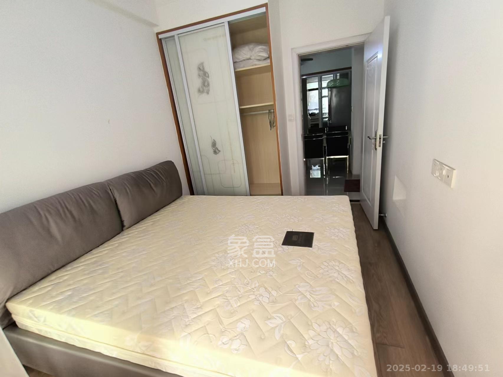 澳海澜庭  2室1厅1卫   1700.00元/月室内图