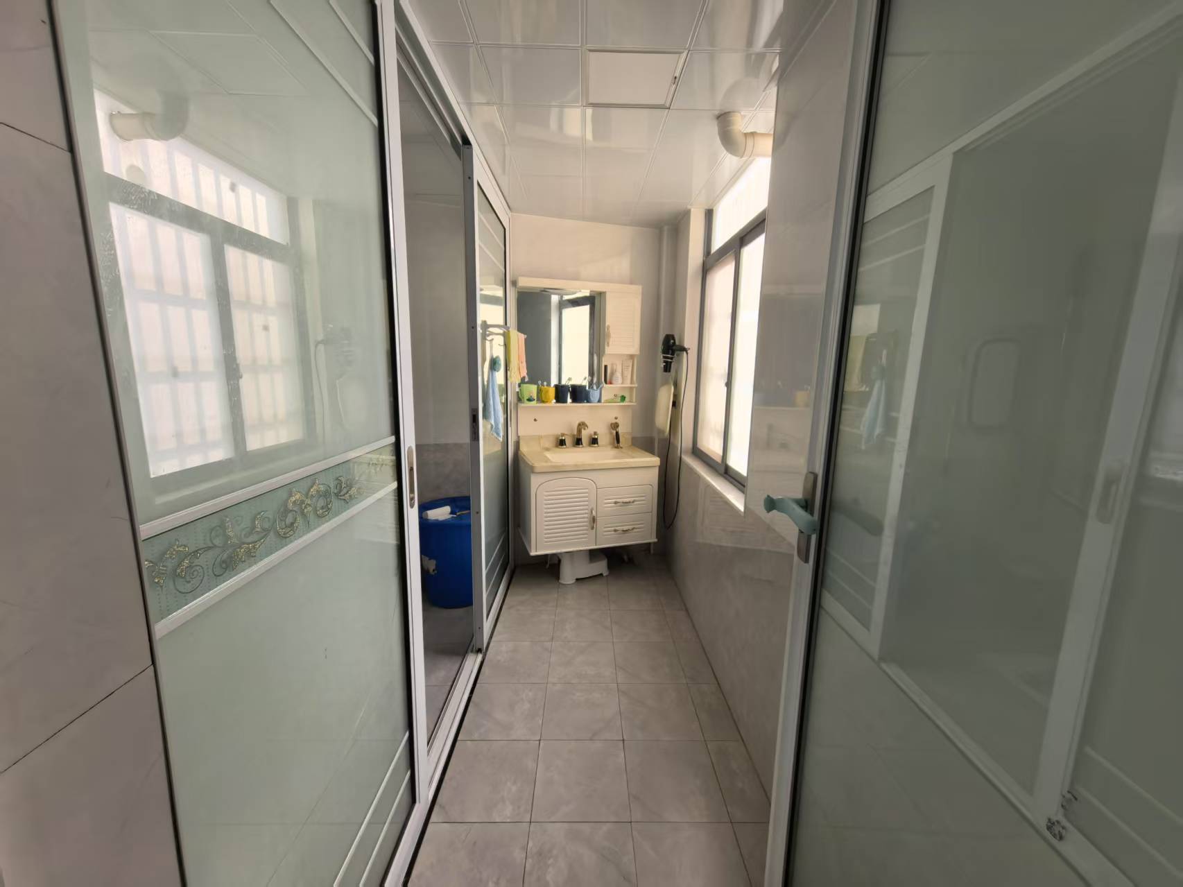 东方新城 3室2厅2卫 54.8万 东方新城 3室2厅2卫 54.8万室内图