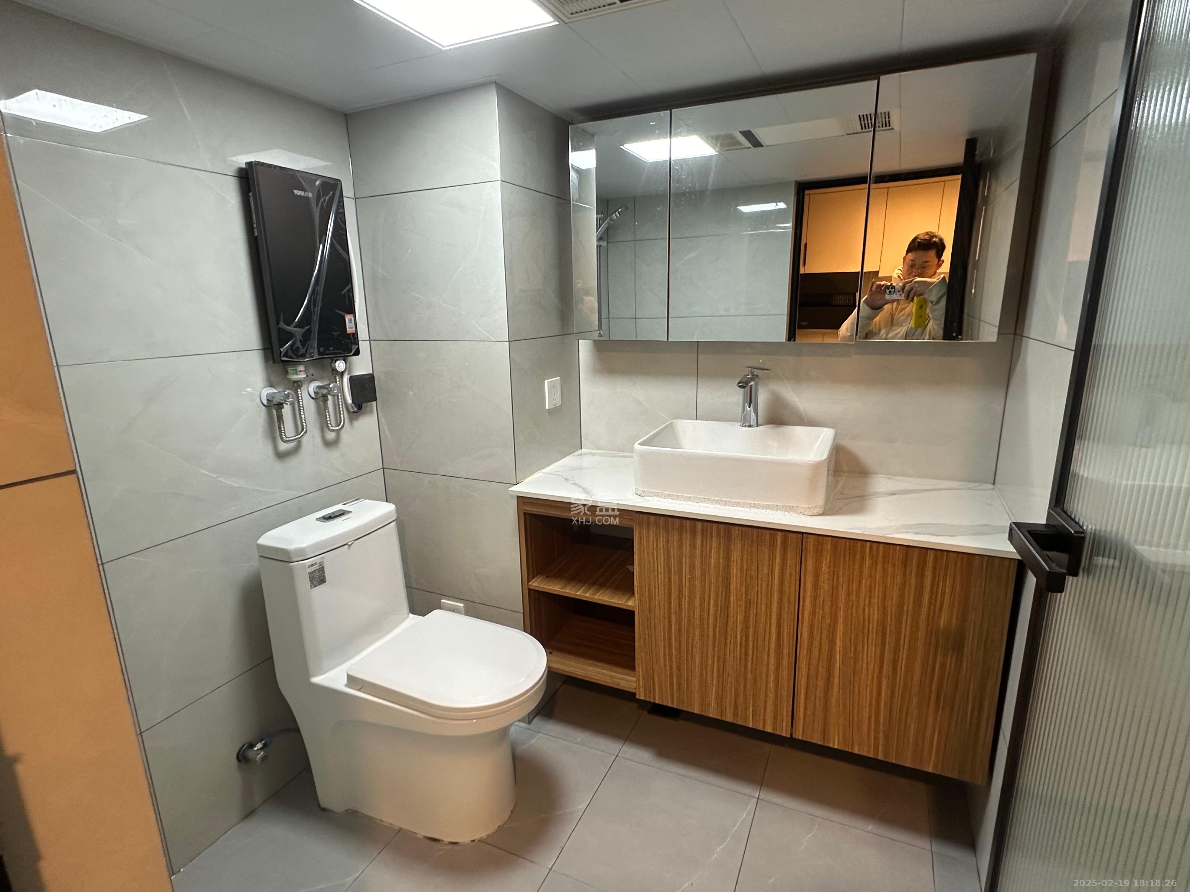 龙湖铂金岛 1室0厅2卫 1400.0元/月 龙湖铂金岛 1室0厅2卫 1400.0元/月室内图