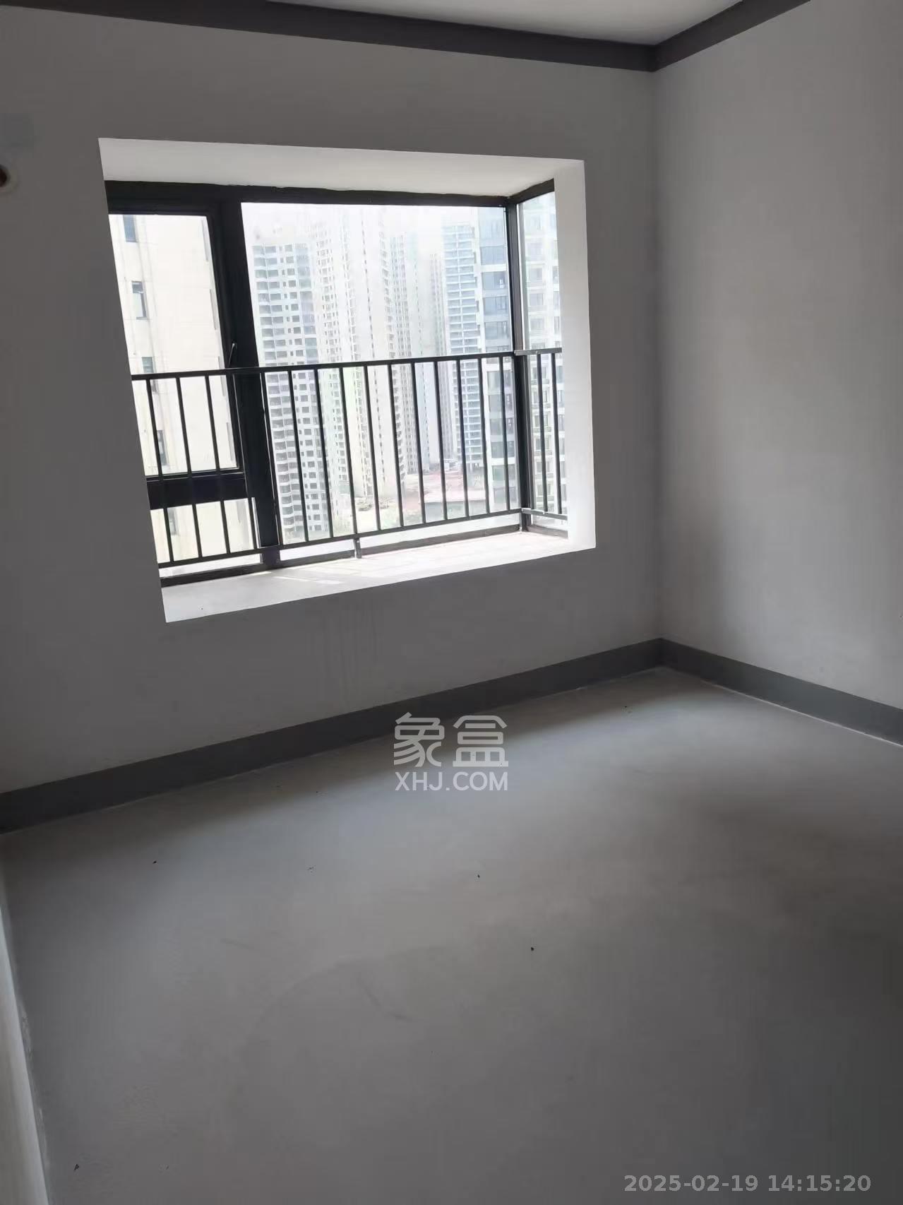 建投象山国际  3室1厅1卫   1100.00元/月