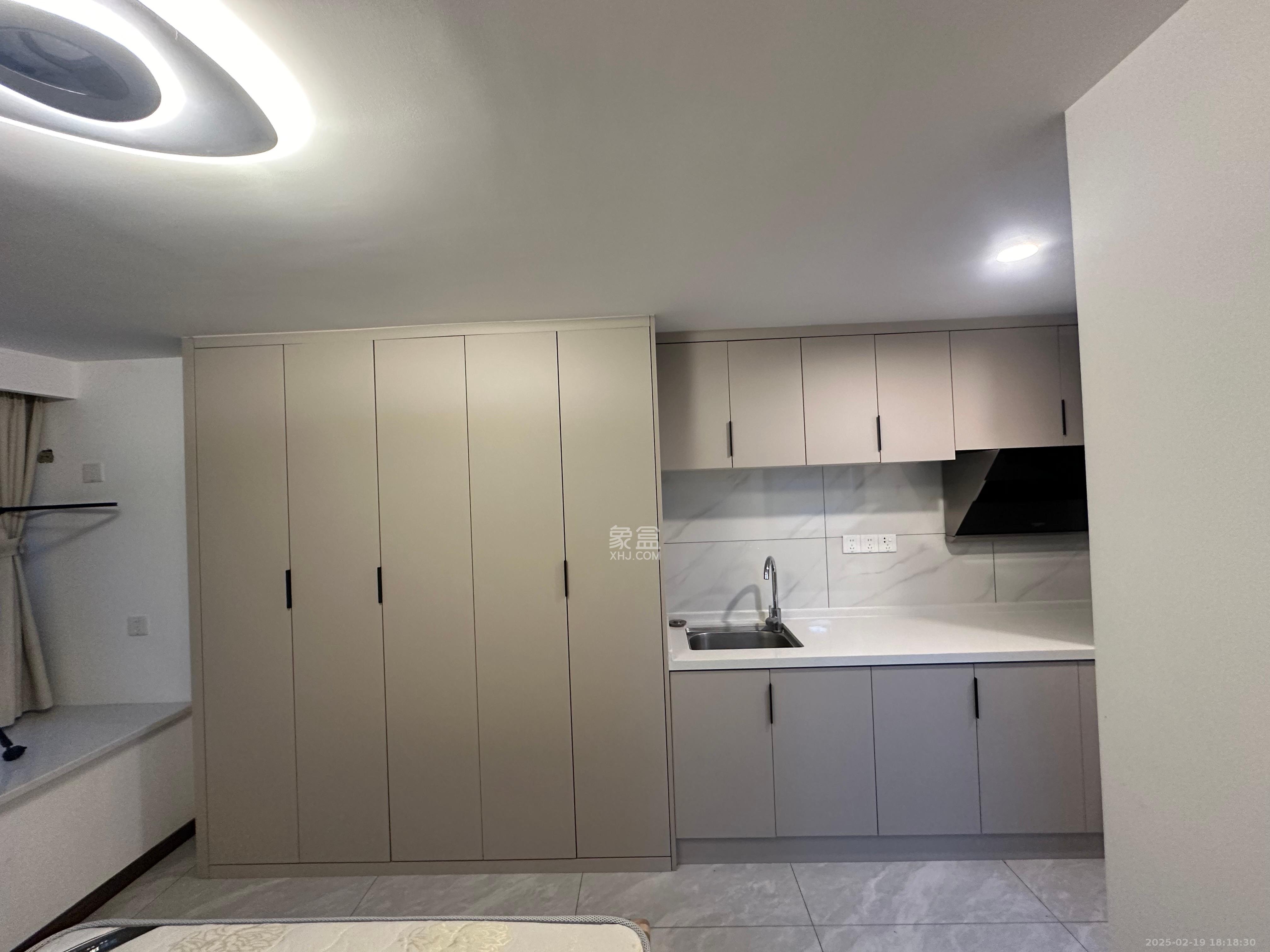 龙湖铂金岛 1室0厅2卫 1400.0元/月 龙湖铂金岛 1室0厅2卫 1400.0元/月室内图