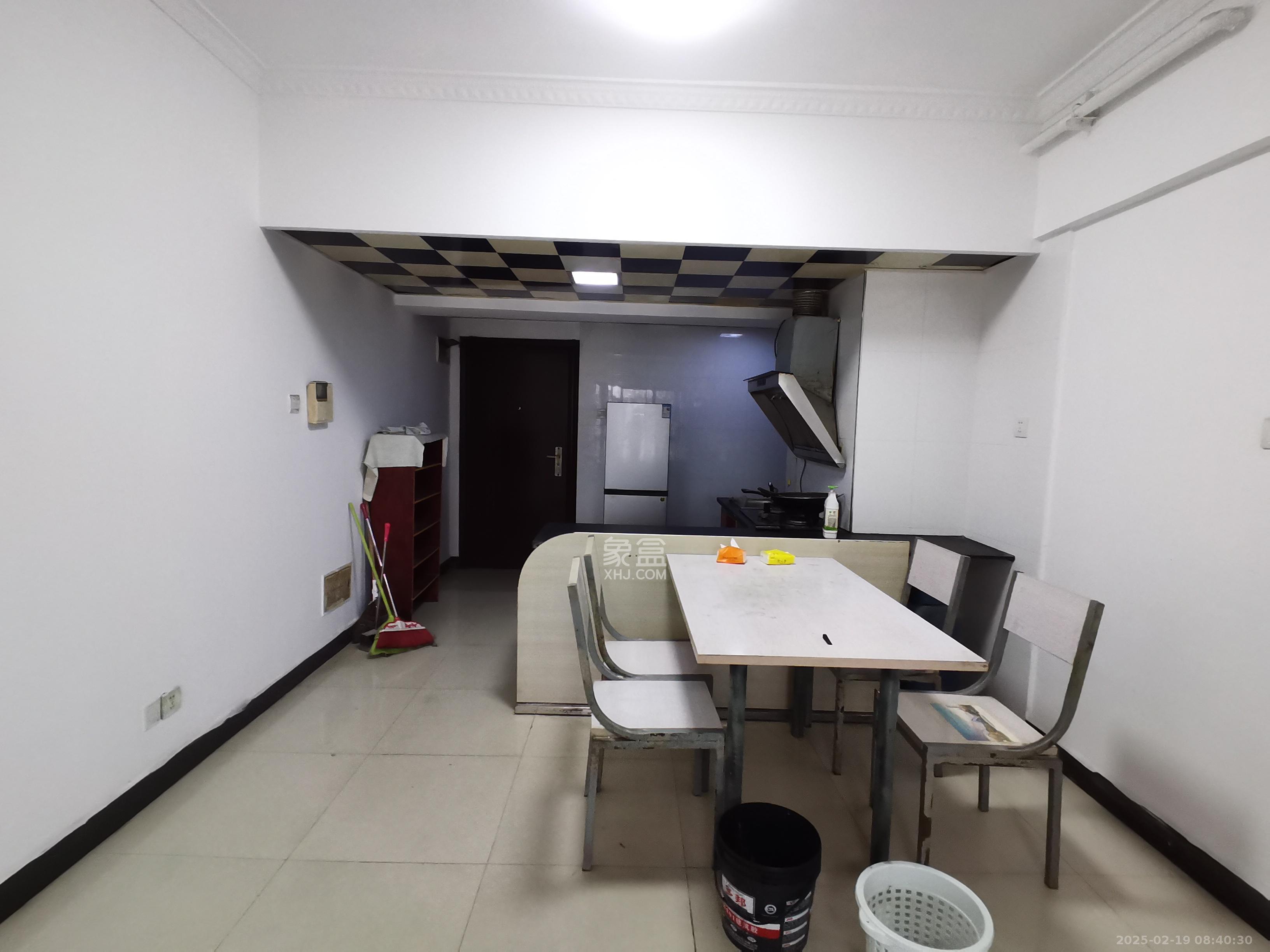 华天LOHO小镇  2室2厅1卫    1200.0元/月室内图