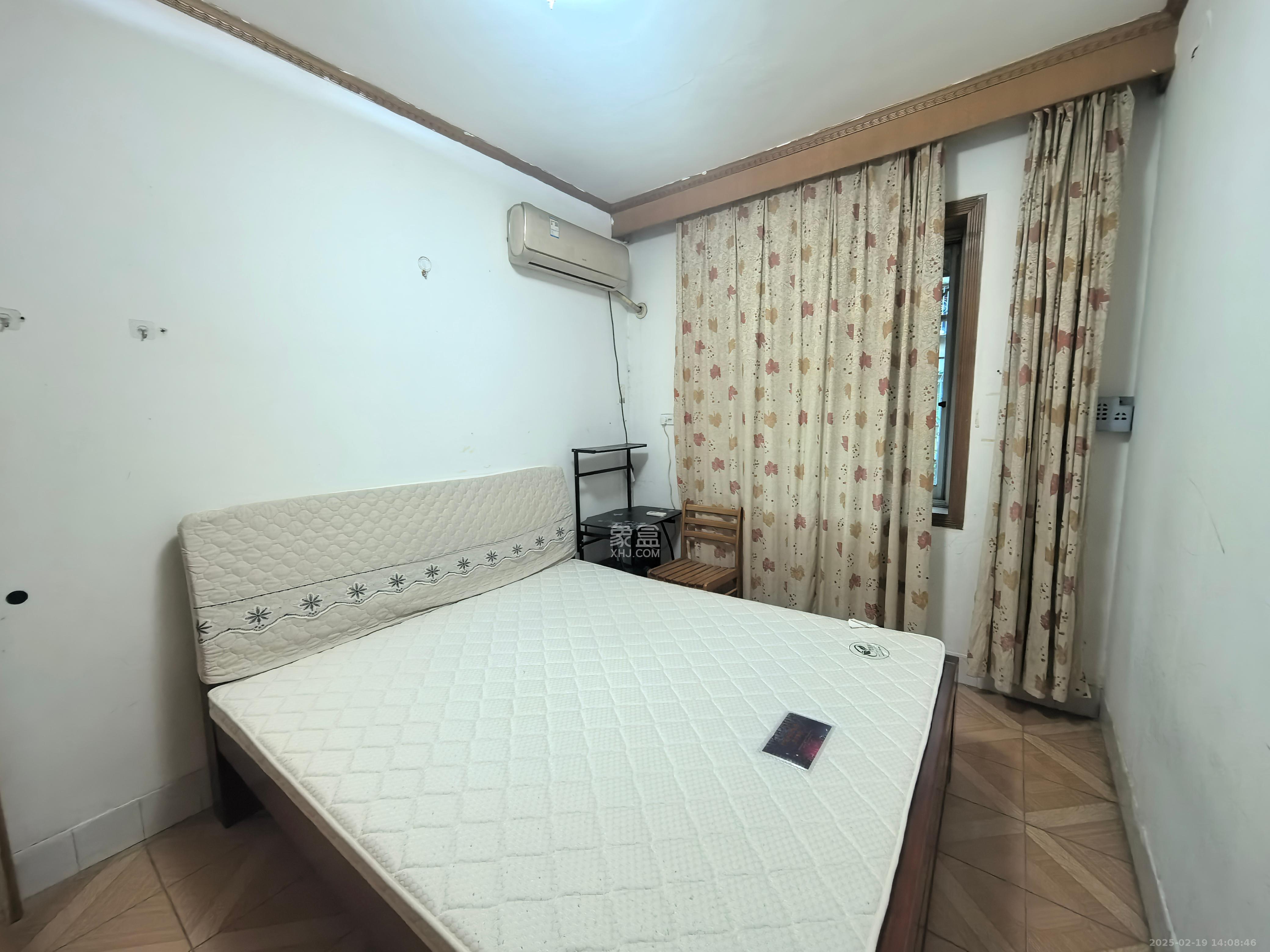 路桥宿舍 2室1厅1卫 1300.0元/月 路桥宿舍 2室1厅1卫 1300.0元/月室内图