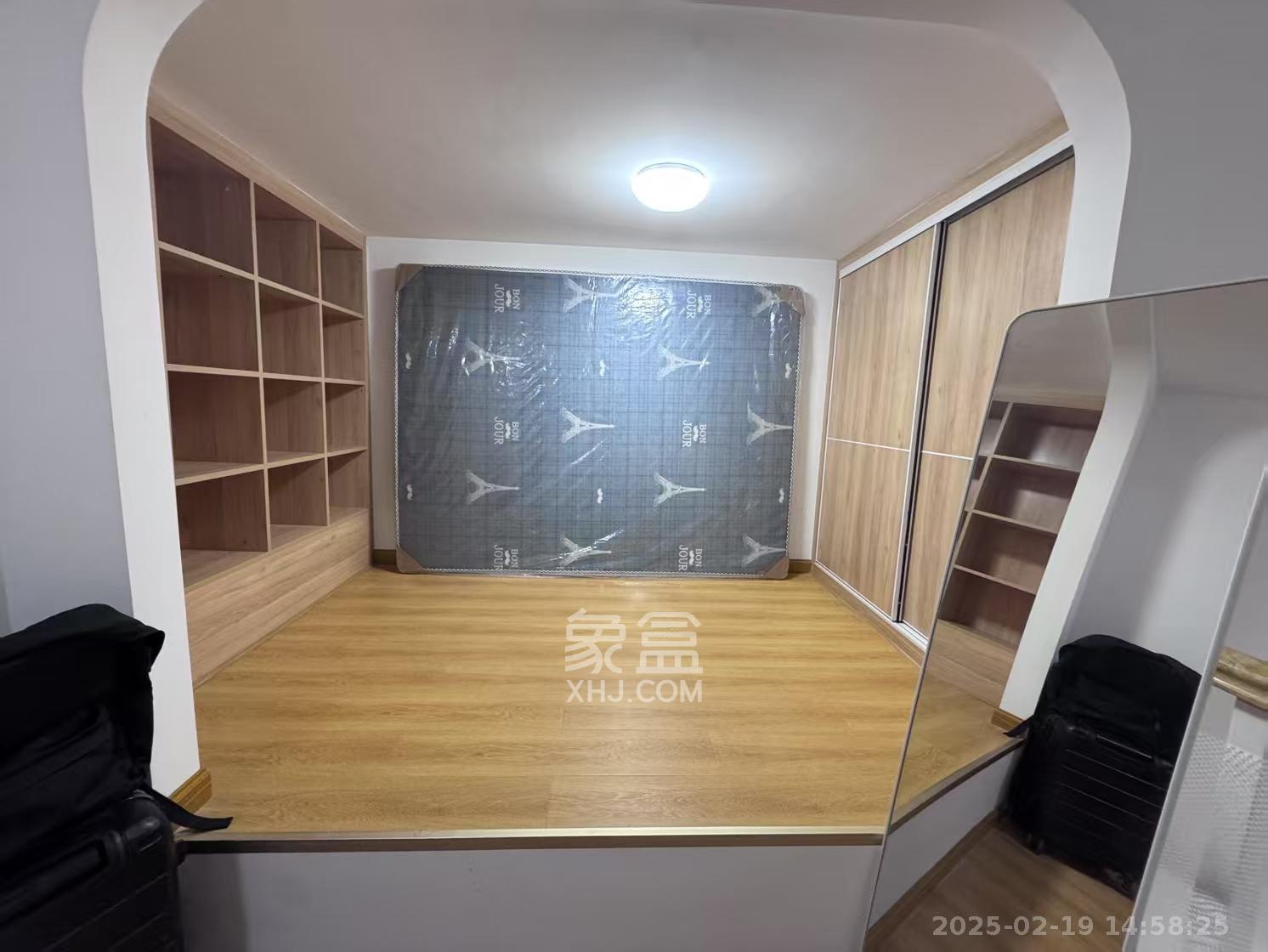 龙湖新壹城  2室1厅1卫   2200.00元/月室内图