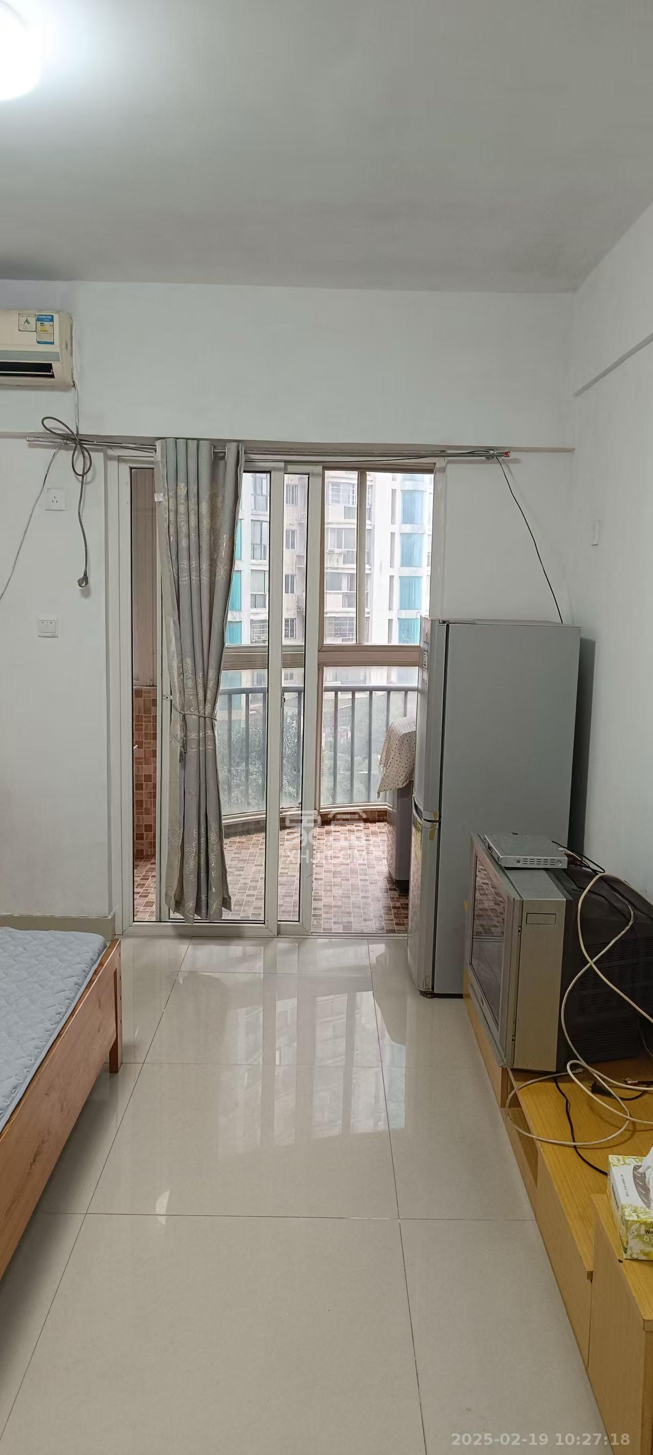 帝景国际  1室1厅1卫    900.0元/月 帝景国际  1室1厅1卫    900.0元/月室内图