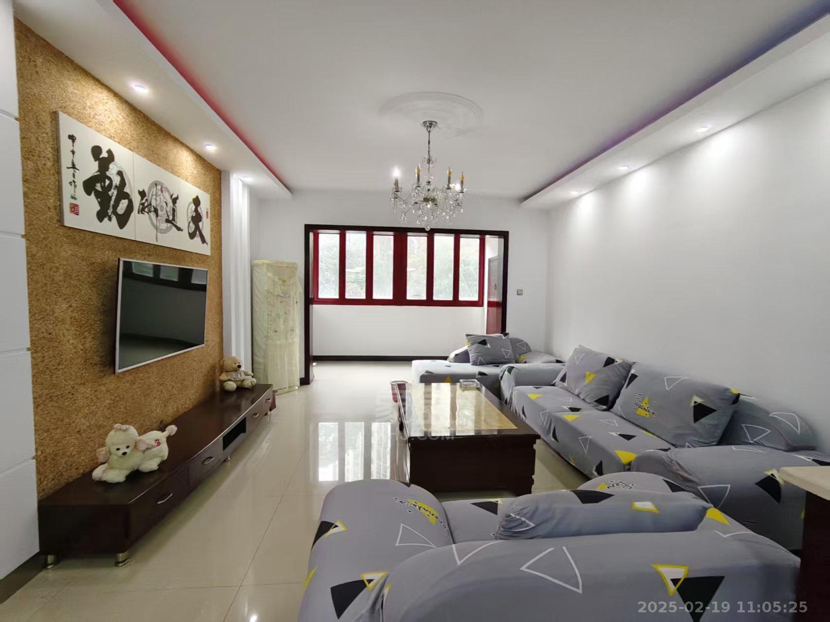 地税新村 3室2厅2卫 1600.0元/月 地税新村 3室2厅2卫 1600.0元/月室内图