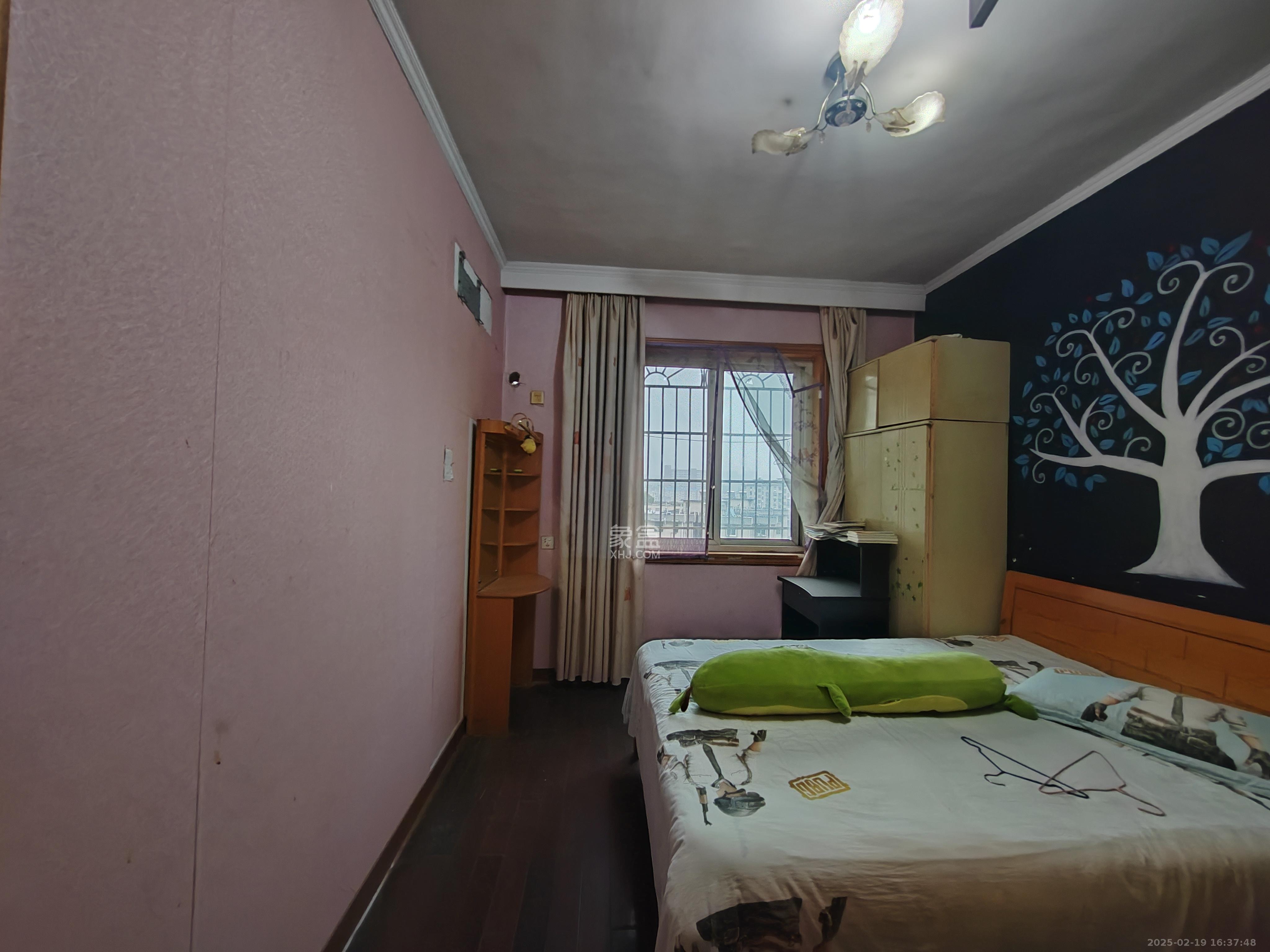 东瓜山三村(东电社区) 2室1厅1卫 1200.0元/月 东瓜山三村(东电社区) 2室1厅1卫 1200.0元/月室内图