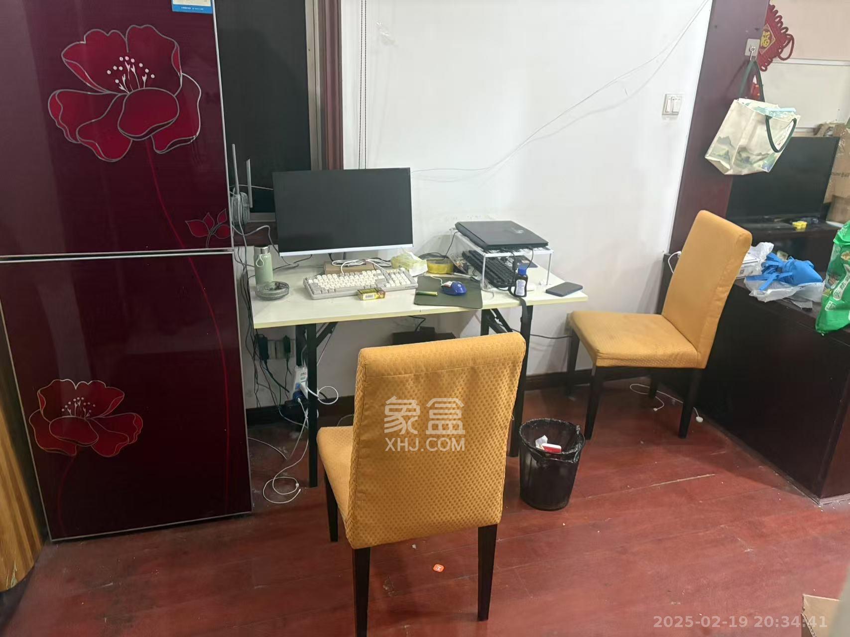 华韵07  2室1厅1卫   1900.00元/月室内图