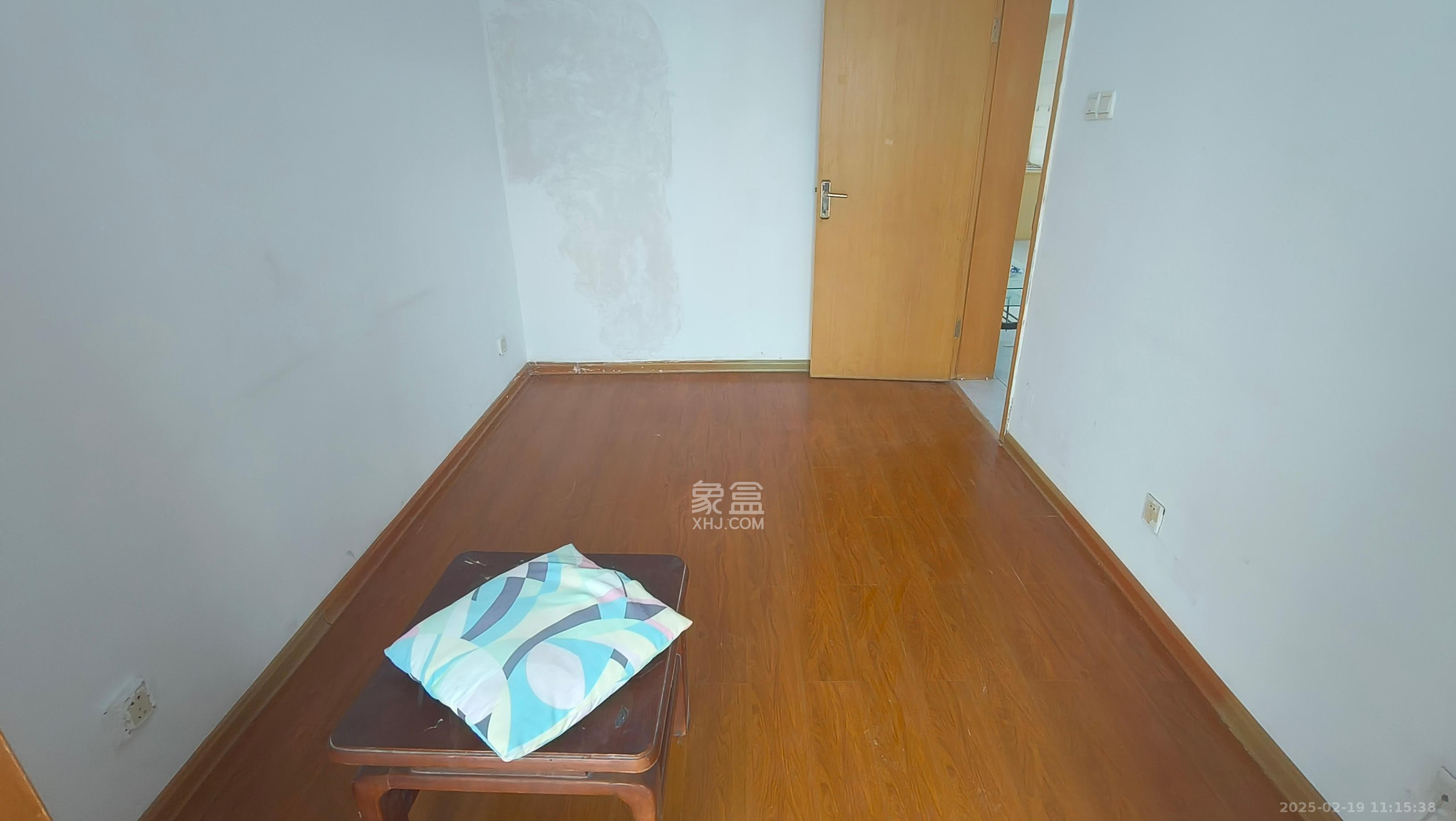 新芙蓉之都  2室2厅1卫   2500.00元/月室内图