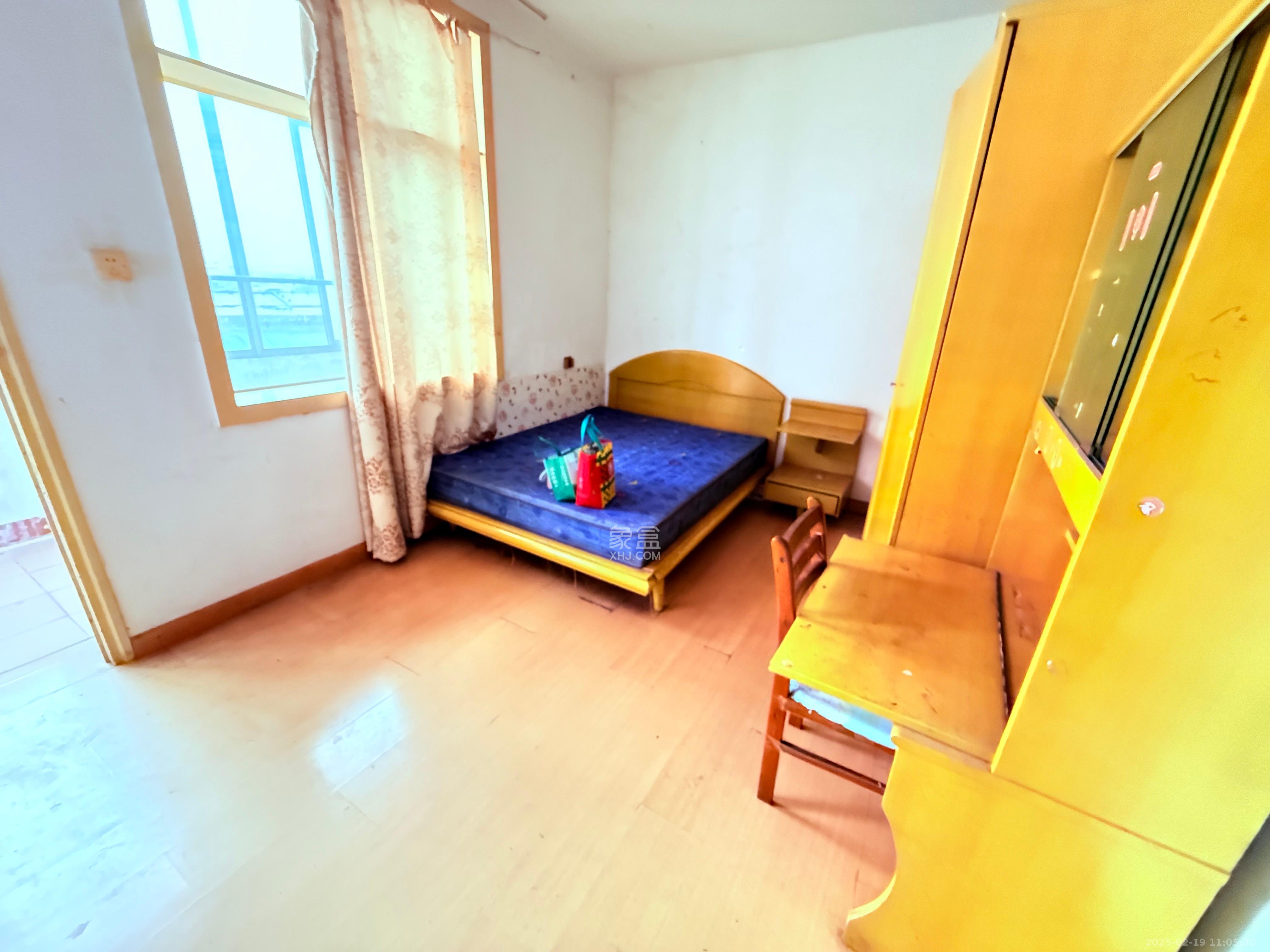 青山祠社区 2室2厅1卫 1000.0元/月 青山祠社区 2室2厅1卫 1000.0元/月室内图