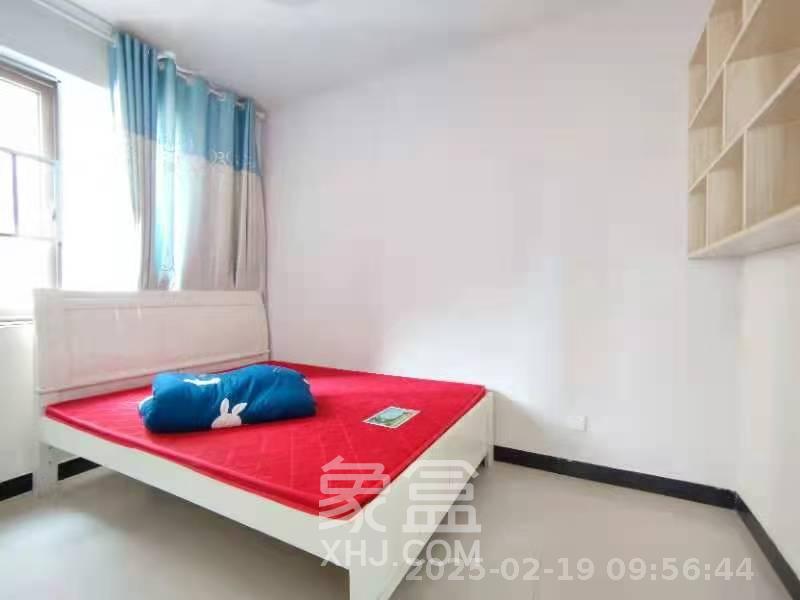 丽发新城  2室2厅1卫   1800.00元/月室内图