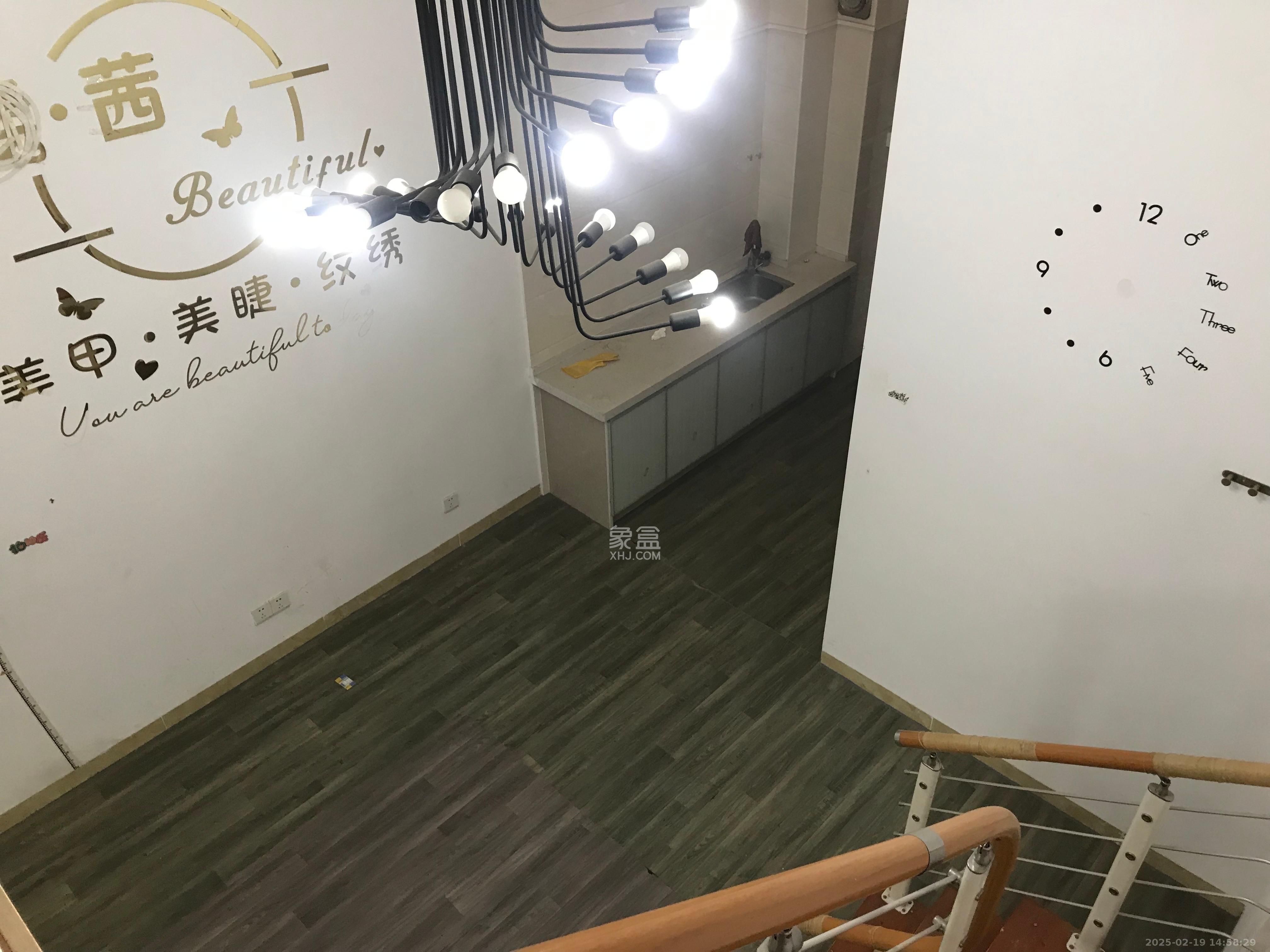 金科时代中心  1室1厅1卫   1500.00元/月室内图