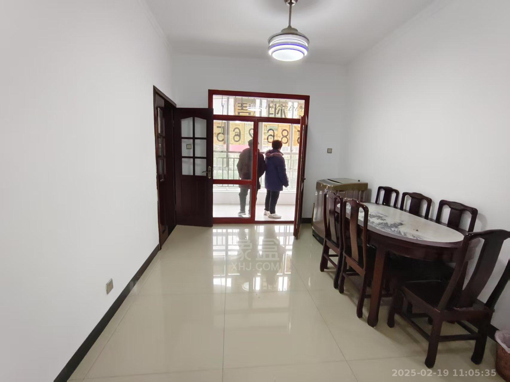 地税新村 3室2厅2卫 1600.0元/月 地税新村 3室2厅2卫 1600.0元/月室内图