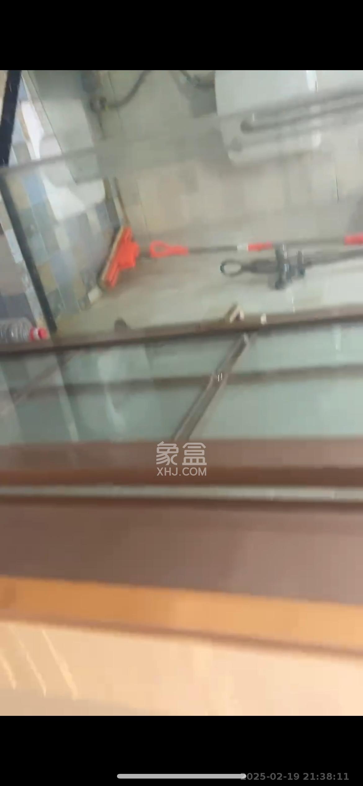 复地星光天地 1室1厅1卫 1800.0元/月 复地星光天地 1室1厅1卫 1800.0元/月室内图