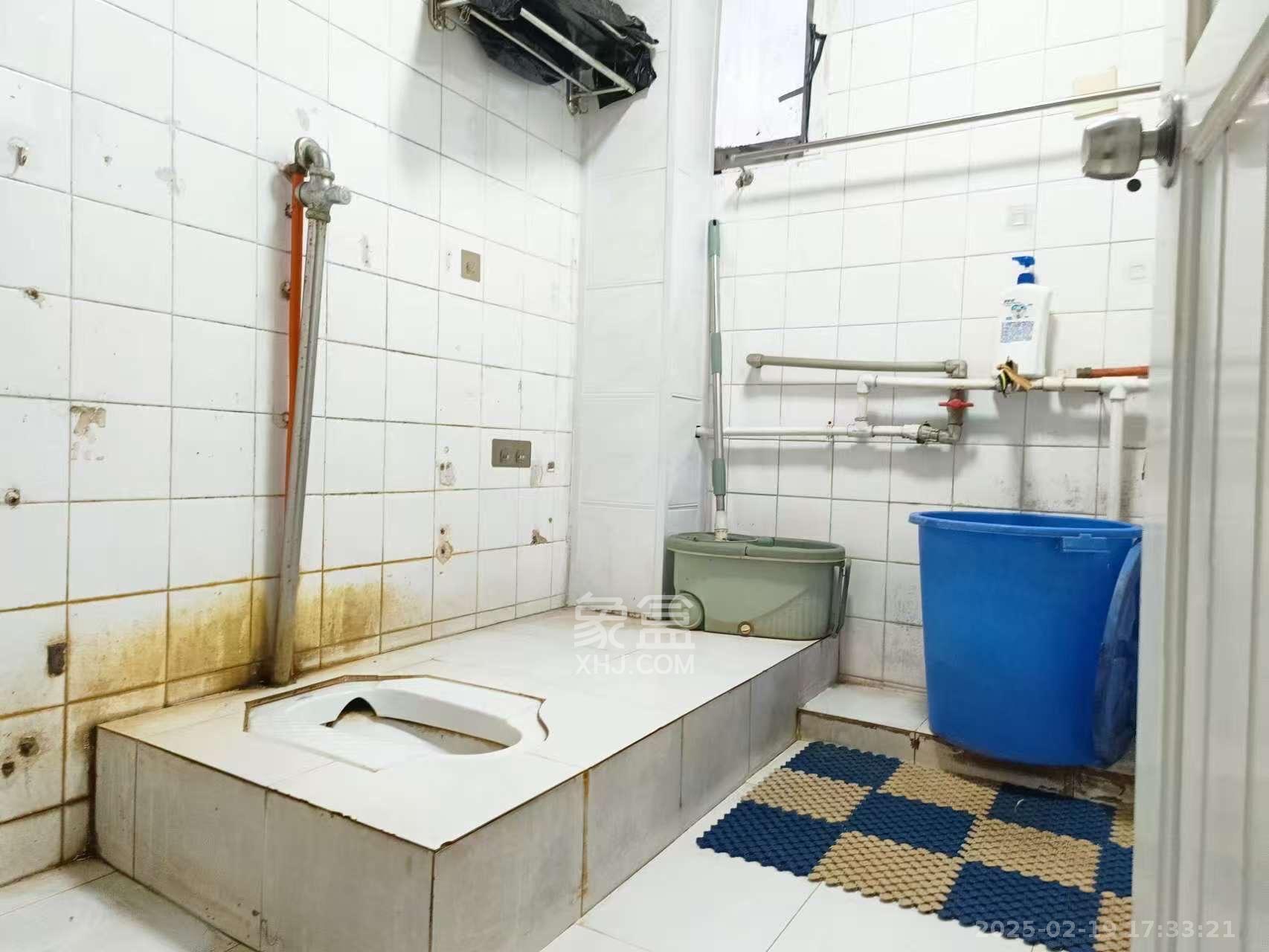 便河边社区（便河边单位房）  3室2厅1卫   2300.00元/月室内图
