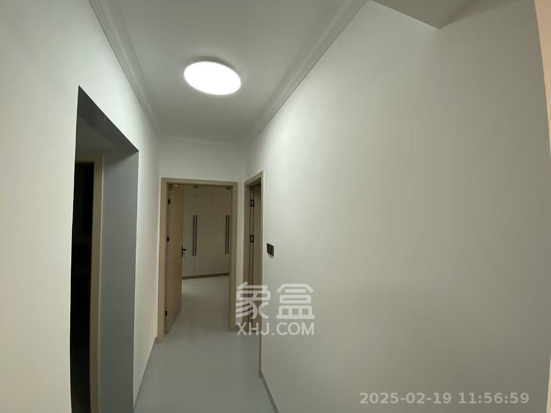 莲香园  3室1厅1卫   2500.00元/月室内图