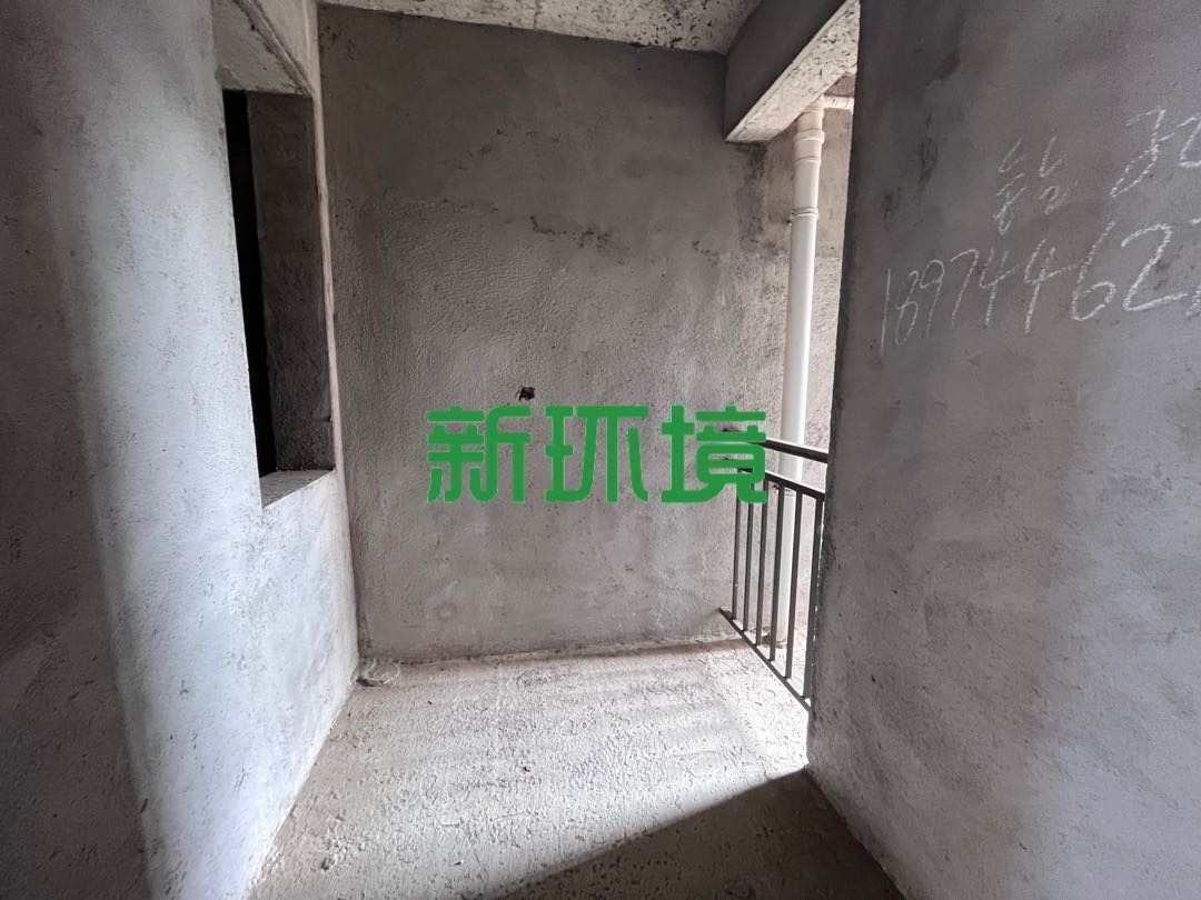 山水印象 3室2厅2卫 70.0万 山水印象 3室2厅2卫 70.0万客厅