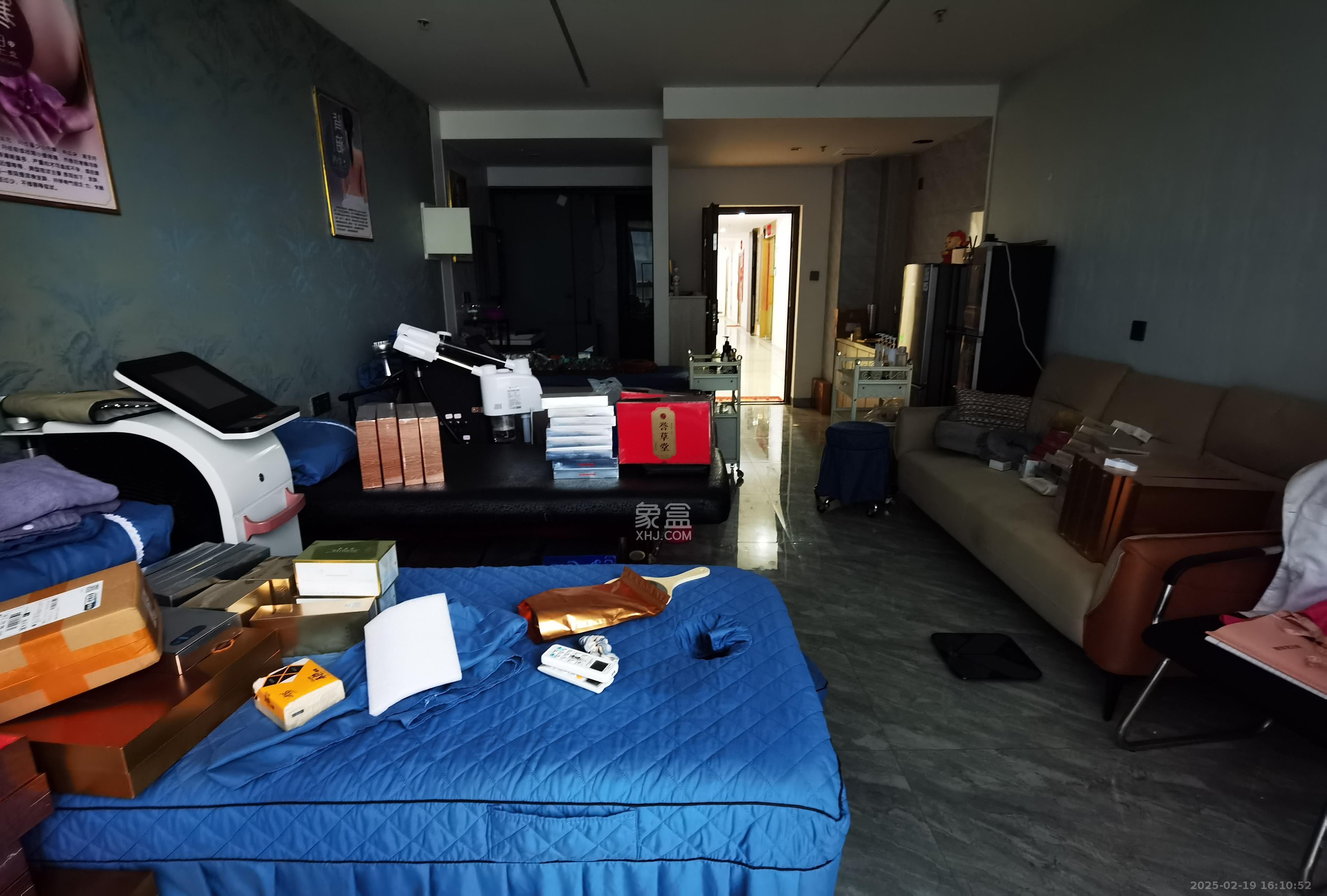 奥克斯滨仕花园(奥克斯洋湖广场/奥克斯中心)  1室0厅0卫    2000.0元/月 奥克斯滨仕花园(奥克斯洋湖广场/奥克斯中心)  1室0厅0卫    2000.0元/月