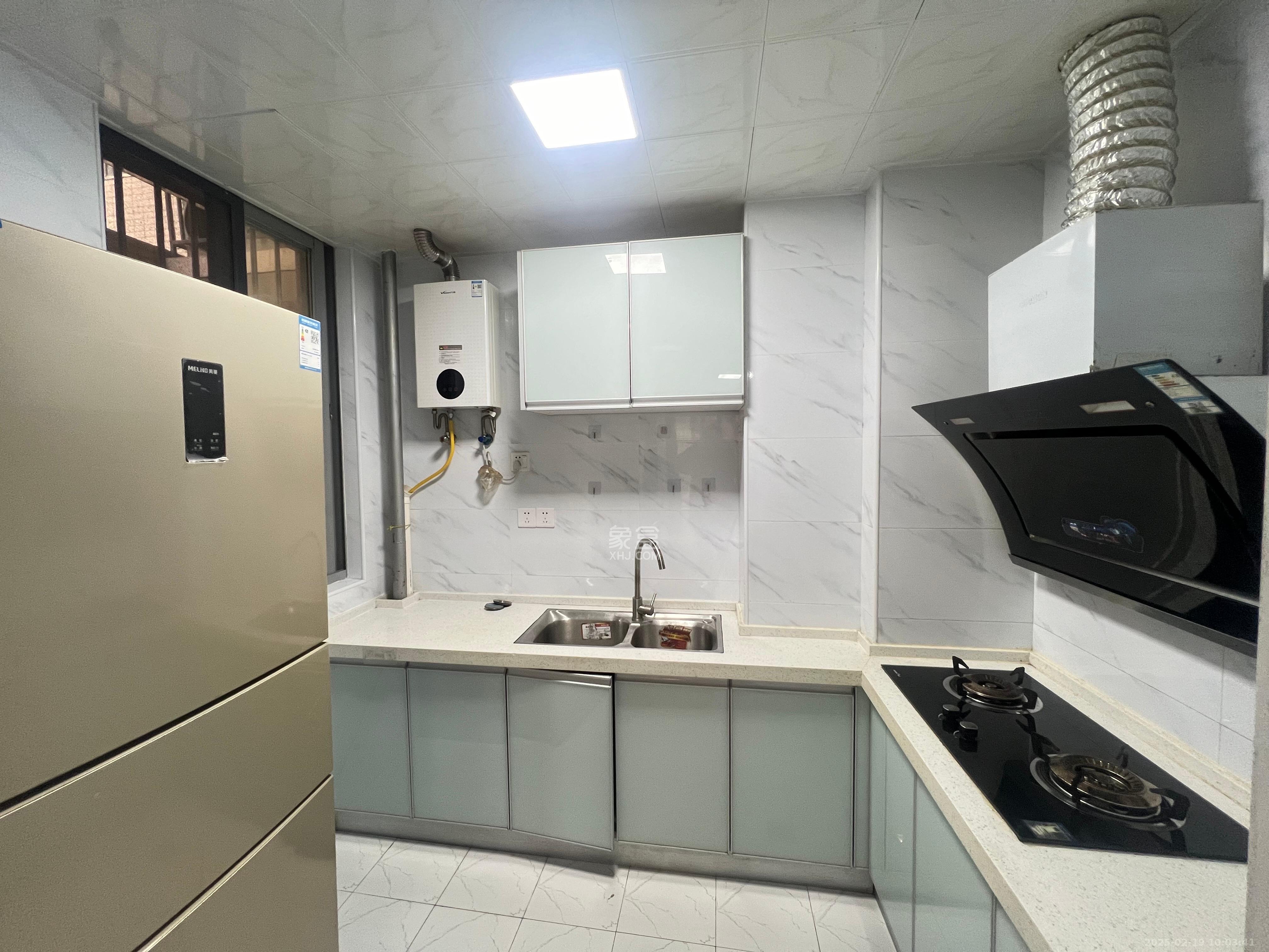 汇景豪庭  2室1厅1卫   2500.00元/月室内图