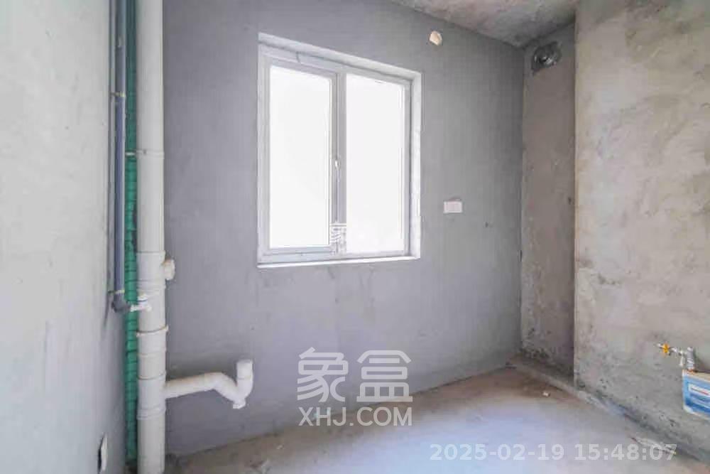 绿地之窗  2室1厅1卫   1000.00元/月室内图1