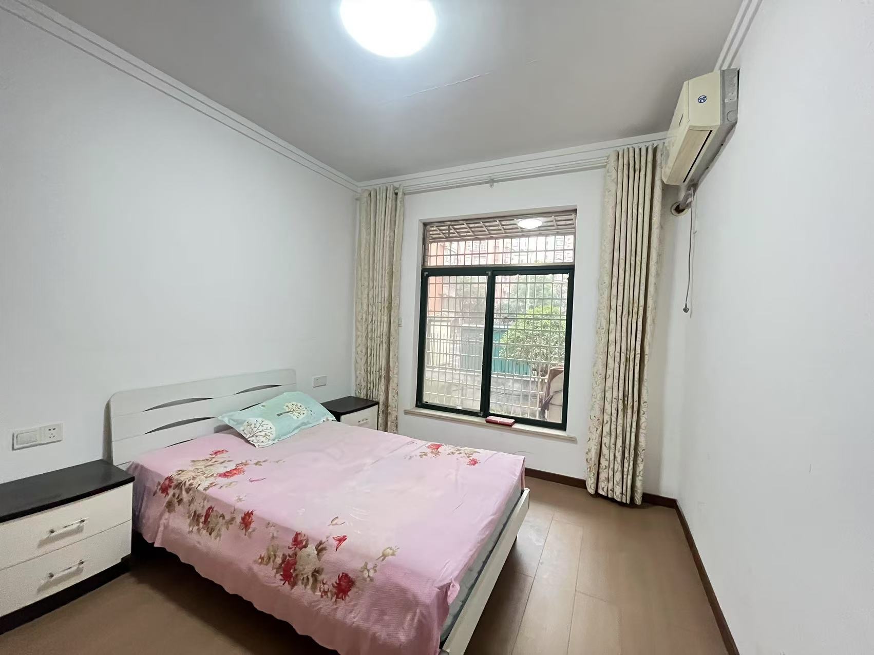 金谷家园  4室2厅2卫    1500.0元/月 金谷家园  4室2厅2卫    1500.0元/月室内图