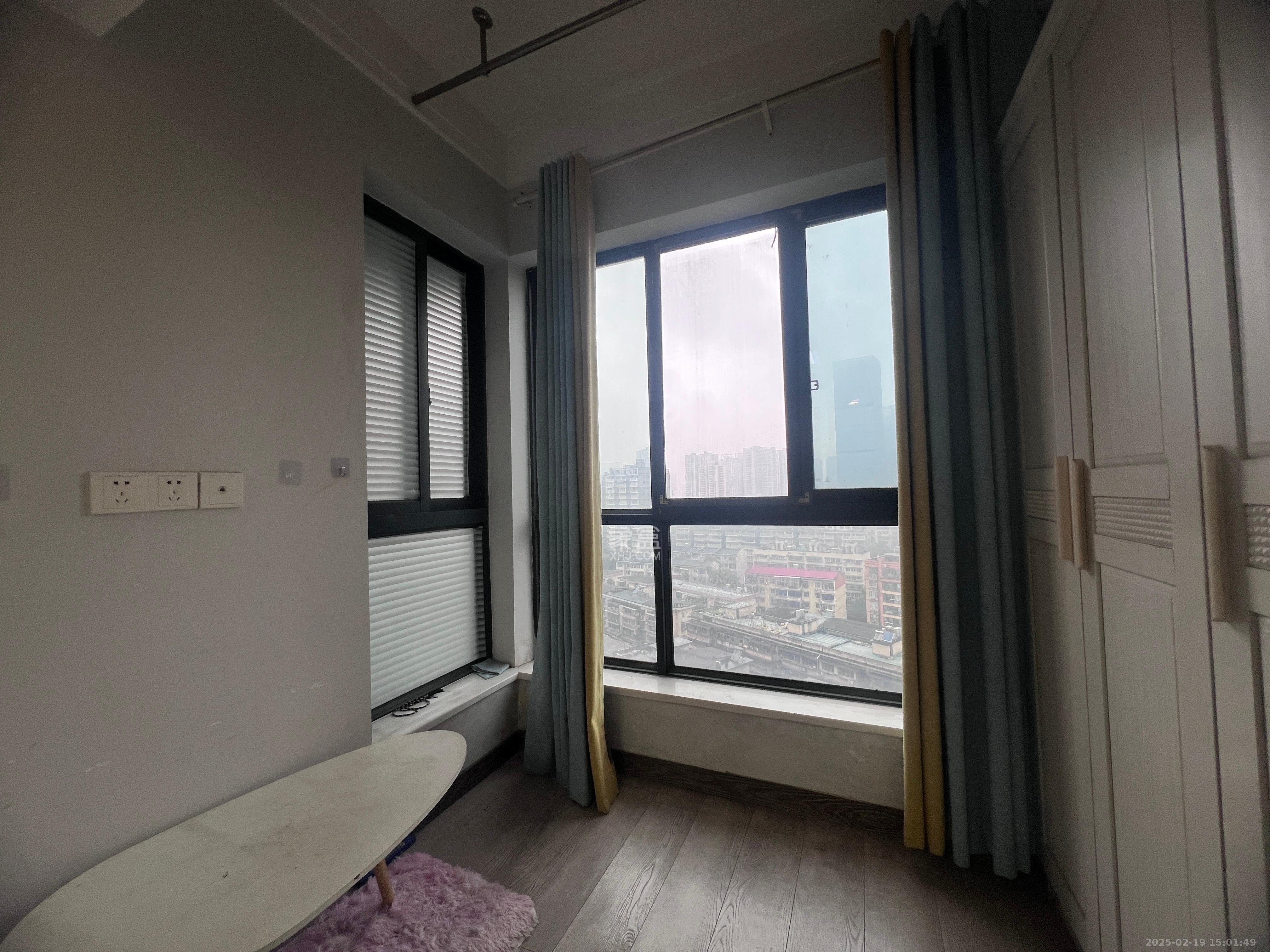 拿铁空间  1室1厅1卫   1200.00元/月室内图
