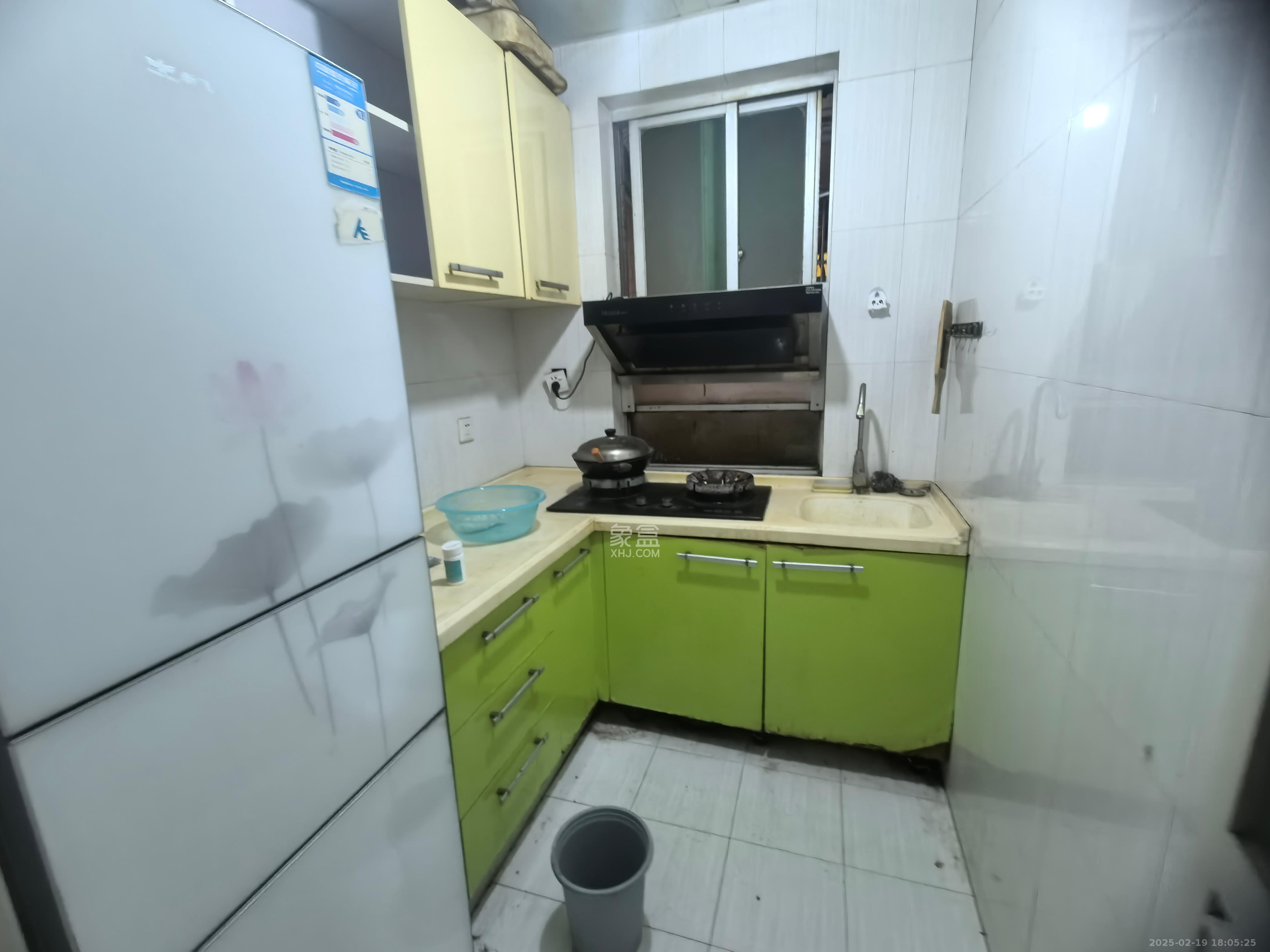 百善台小区  2室1厅1卫   1700.00元/月室内图