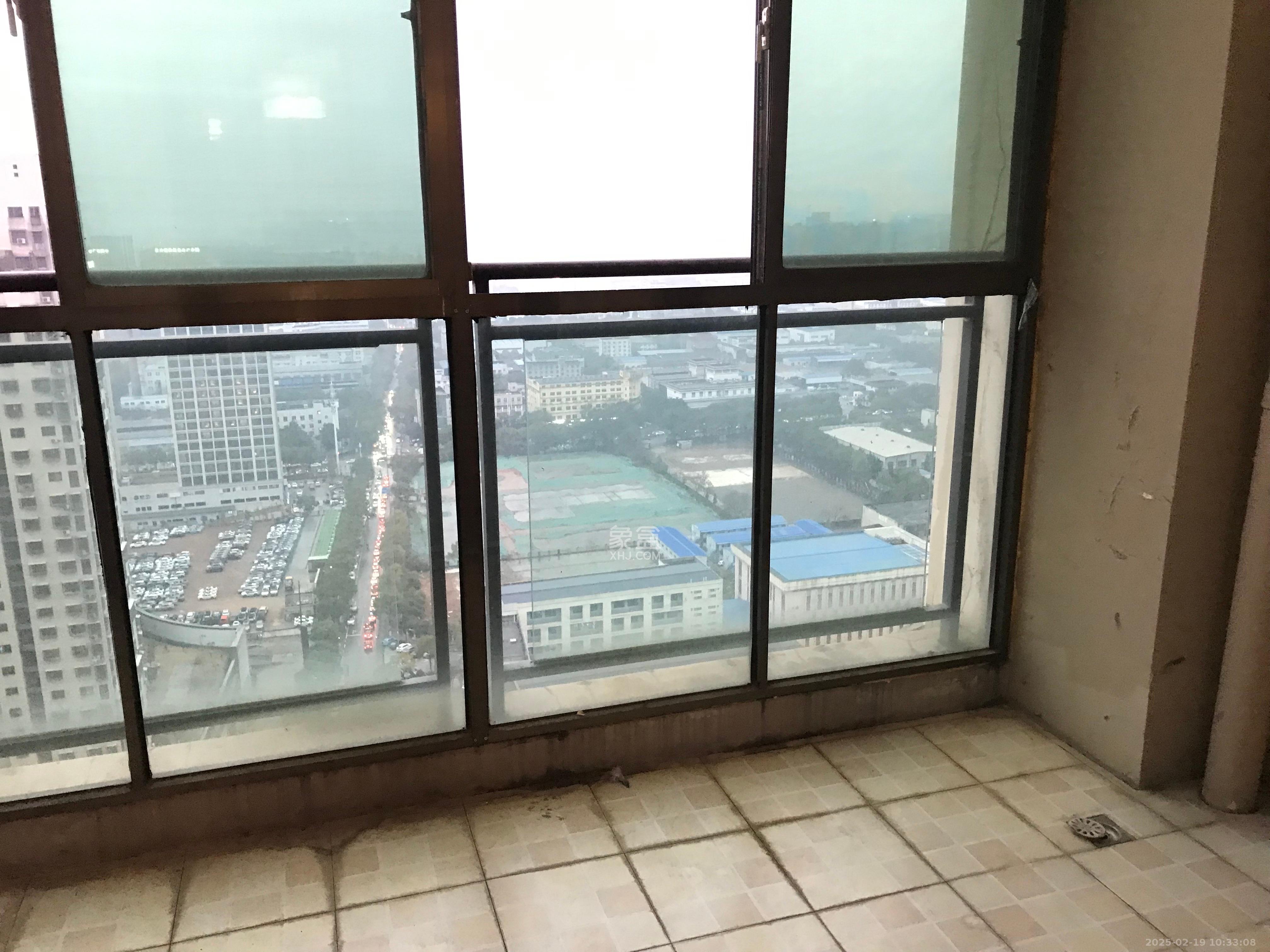 金科时代中心 1室1厅1卫 1600.0元/月 金科时代中心 1室1厅1卫 1600.0元/月室内图