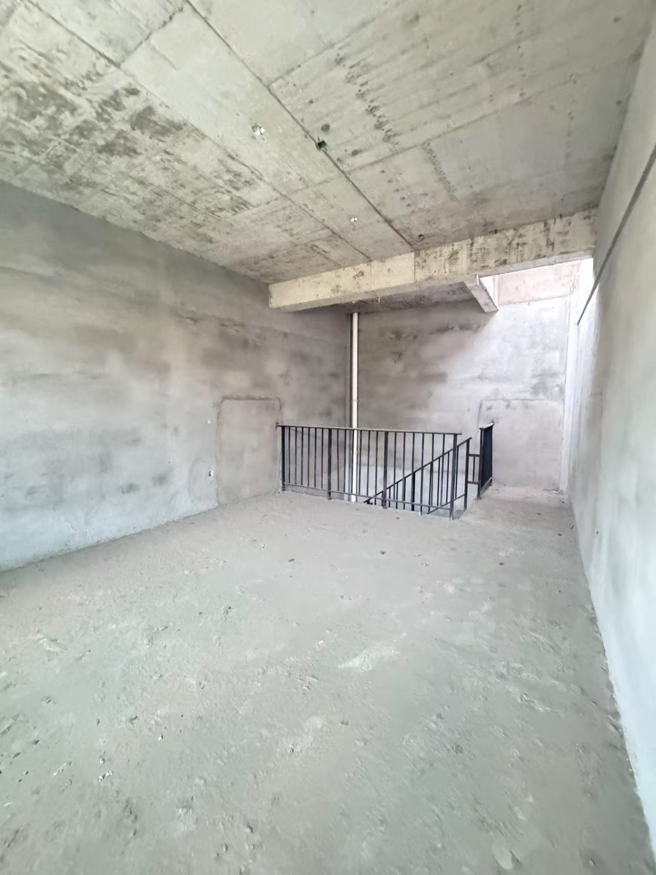 华耀城  3室1厅1卫   600.00元/月室内图