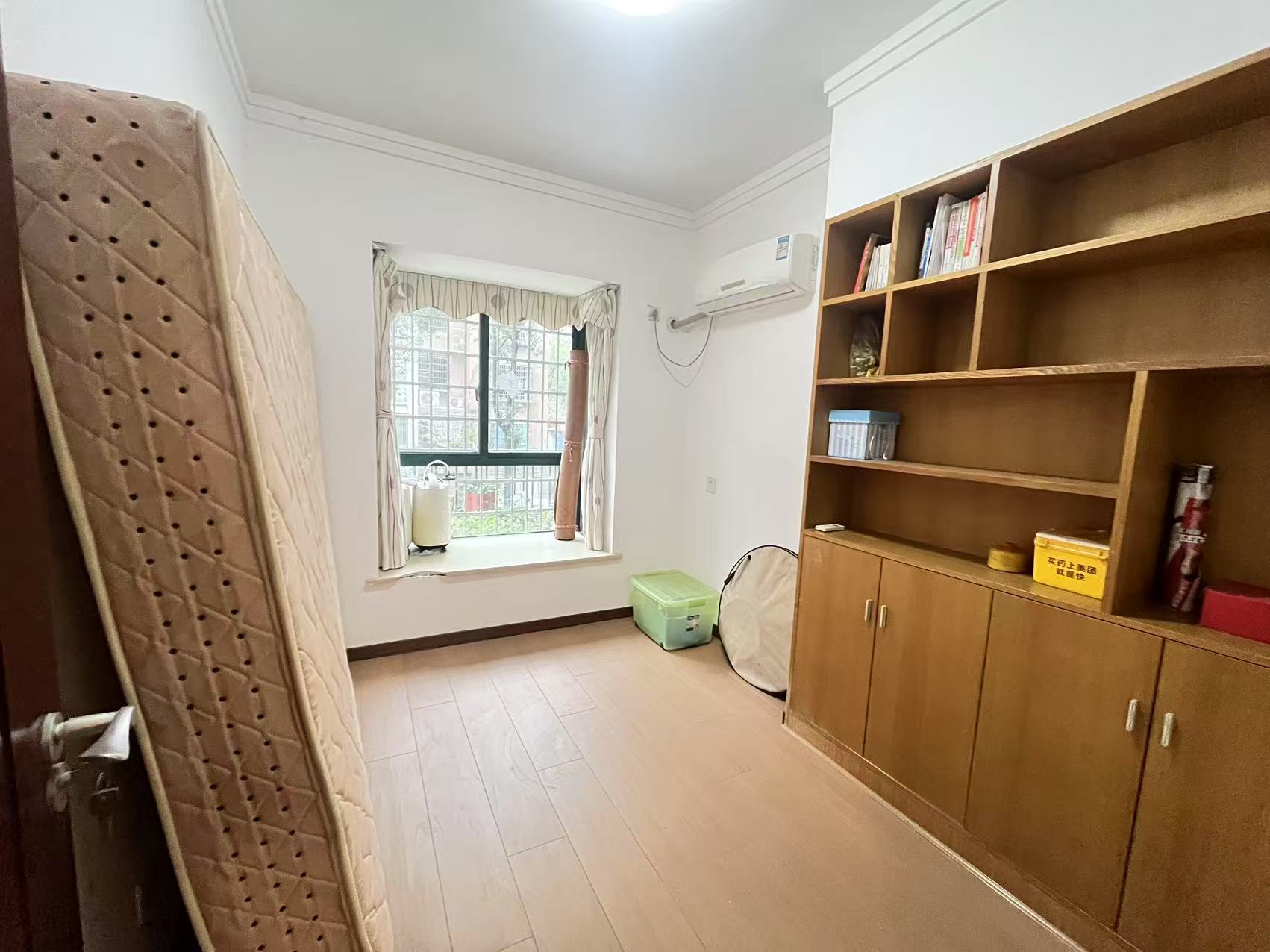 金谷家园  4室2厅2卫    1500.0元/月 金谷家园  4室2厅2卫    1500.0元/月室内图