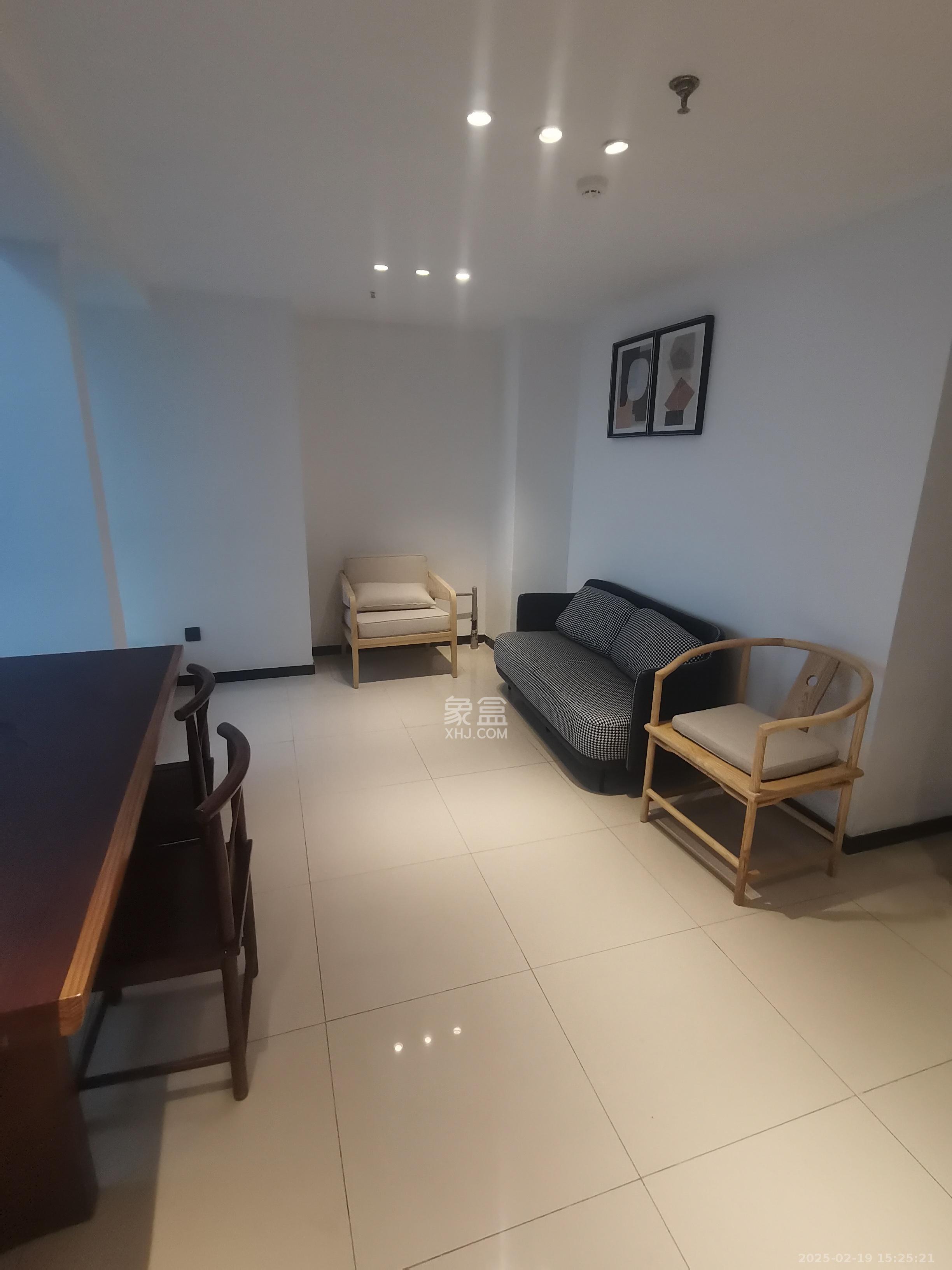 果遇微住宅(筑安雅居) 1室1厅1卫 2200.0元/月 果遇微住宅(筑安雅居) 1室1厅1卫 2200.0元/月室内图