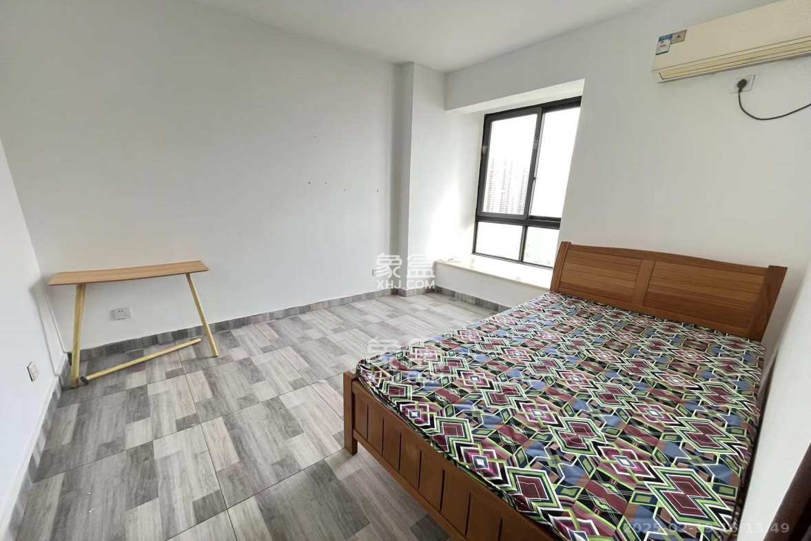 浏阳河畔家园  2室2厅2卫    2500.0元/月 浏阳河畔家园  2室2厅2卫    2500.0元/月室内图