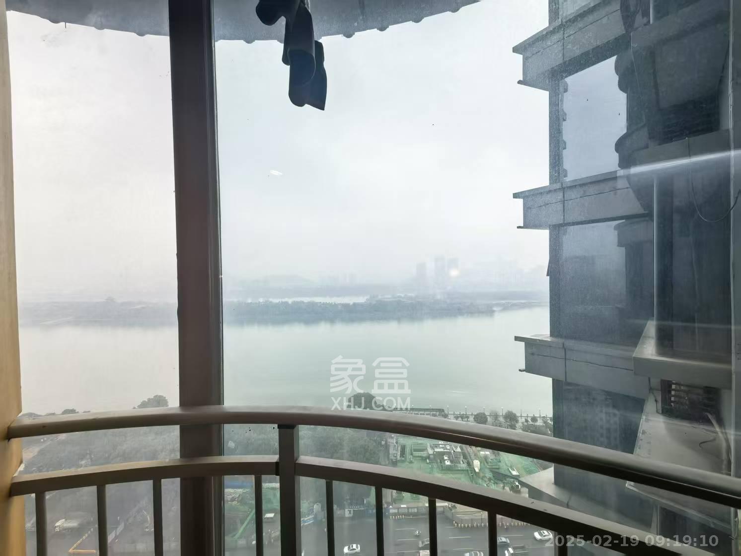 潮宗御苑  1室2厅2卫   7200.00元/月室内图