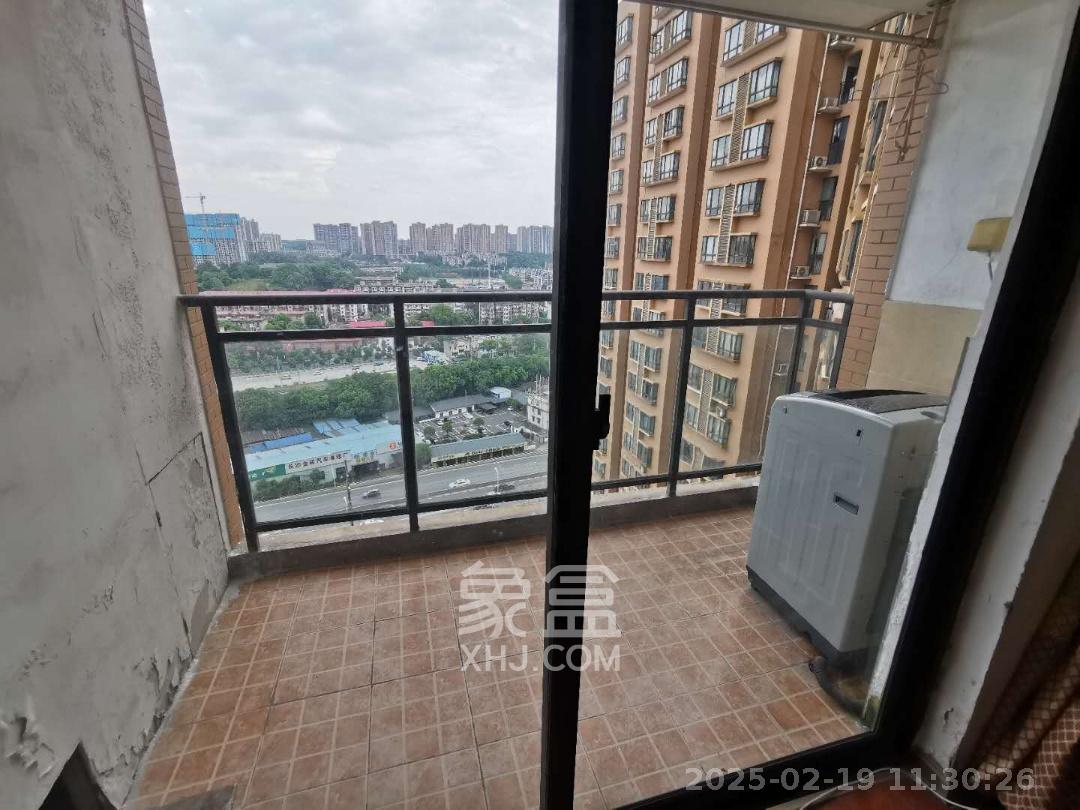 兴威帕克水岸  2室2厅1卫   1700.00元/月室内图